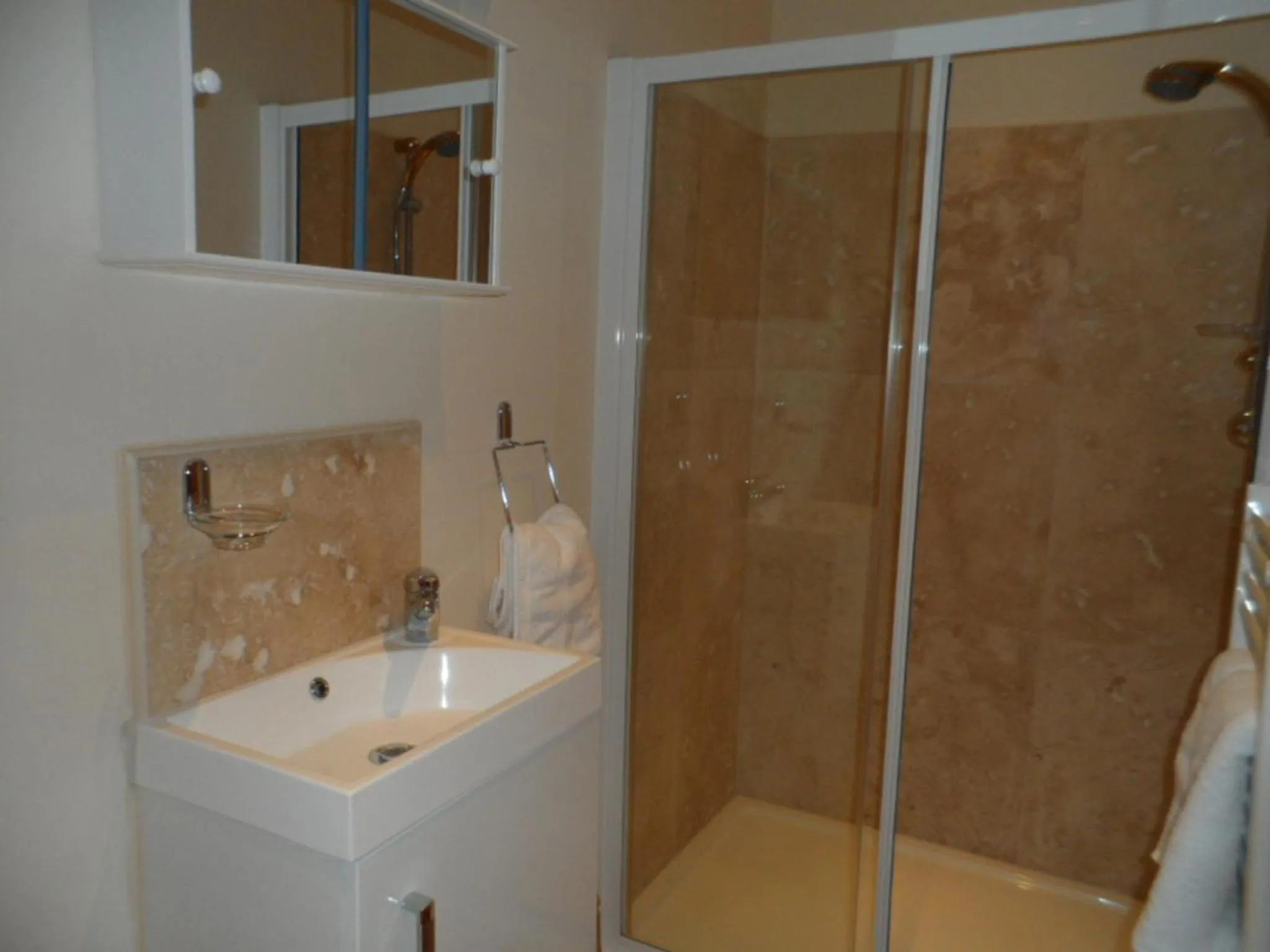 Bathroom in The Stables - Deer Park Farm