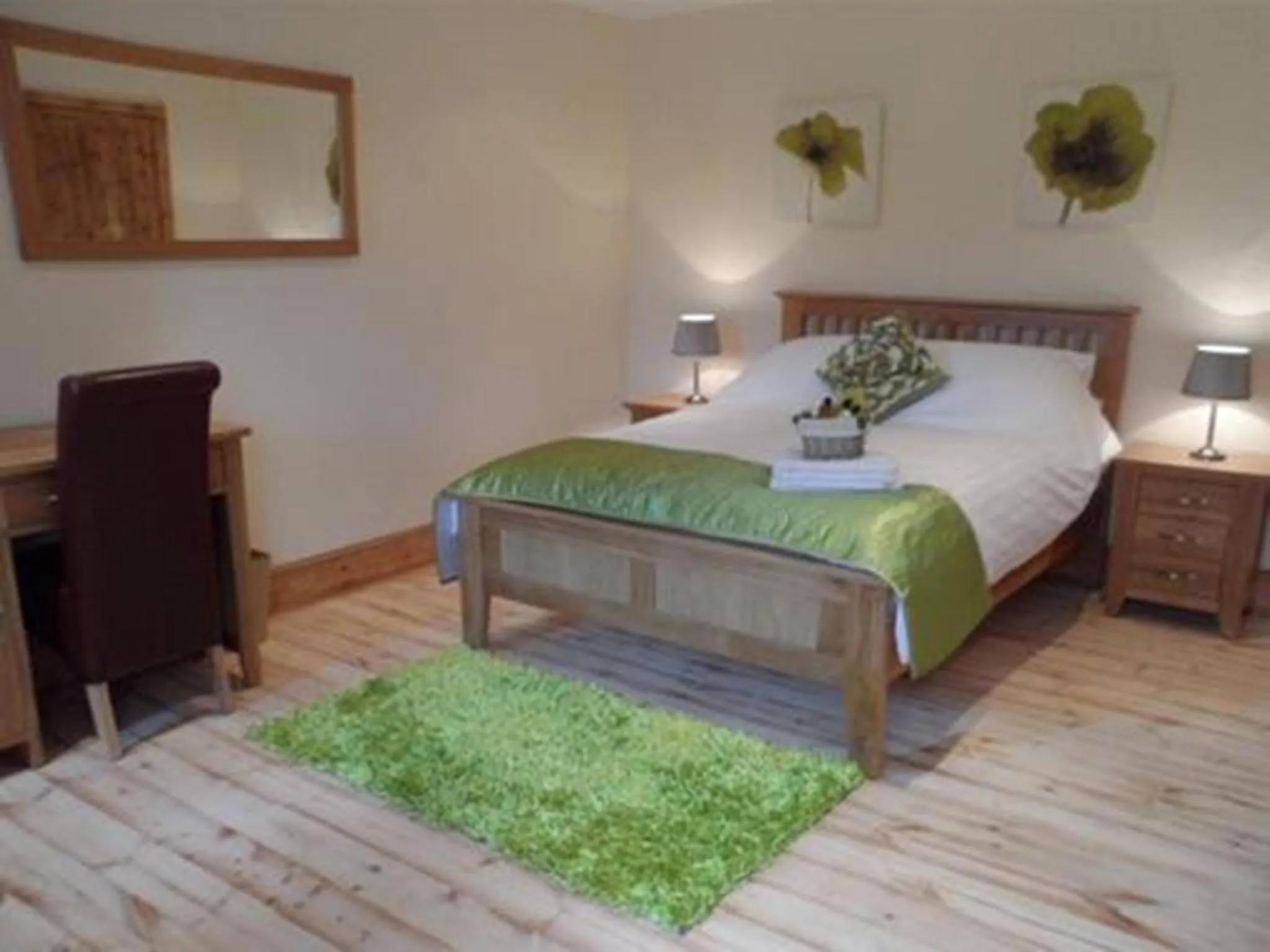 Bedroom, Bed in The Stables - Deer Park Farm