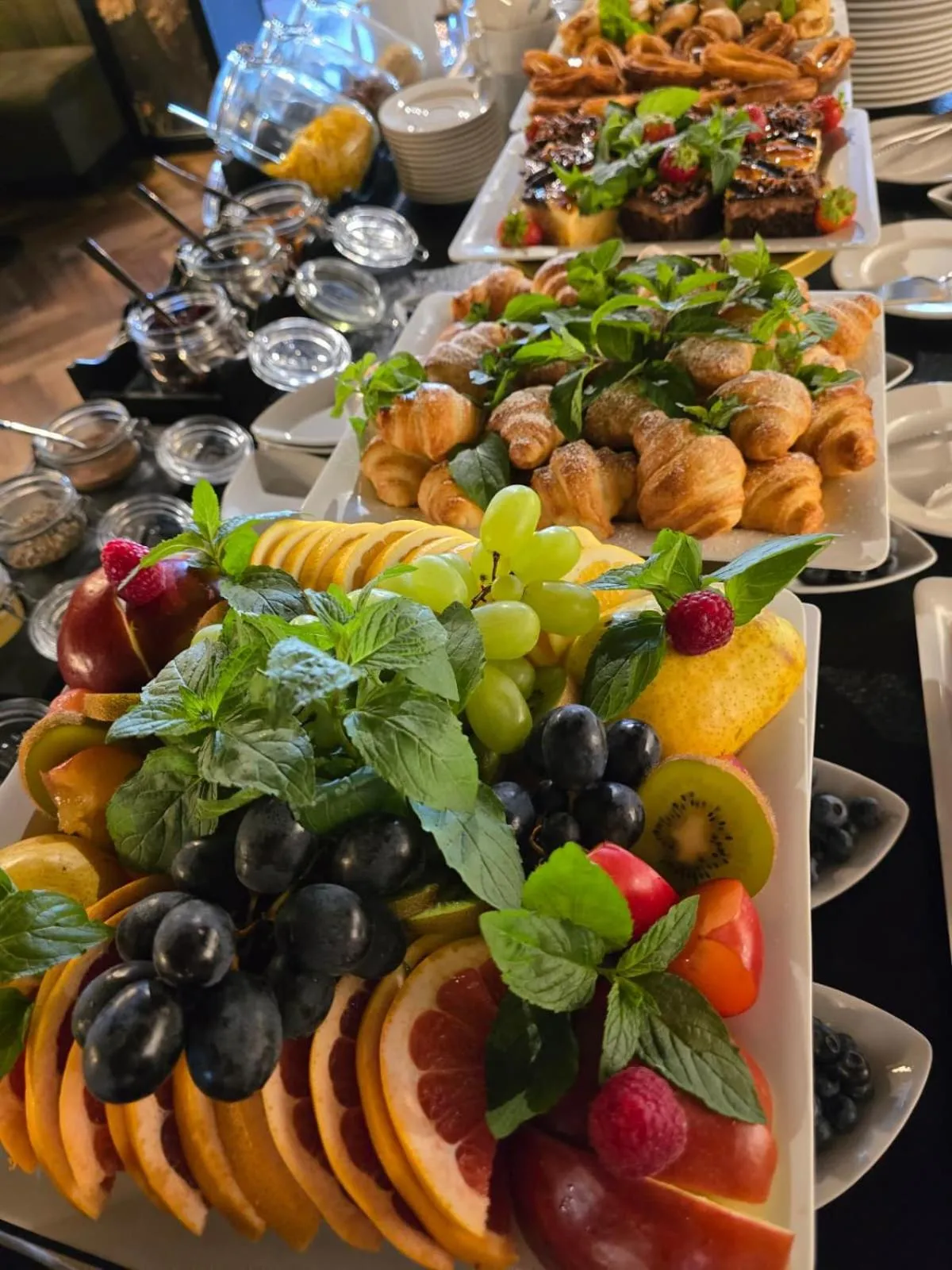 Buffet breakfast in Hotel Le Mont Medical & SPA