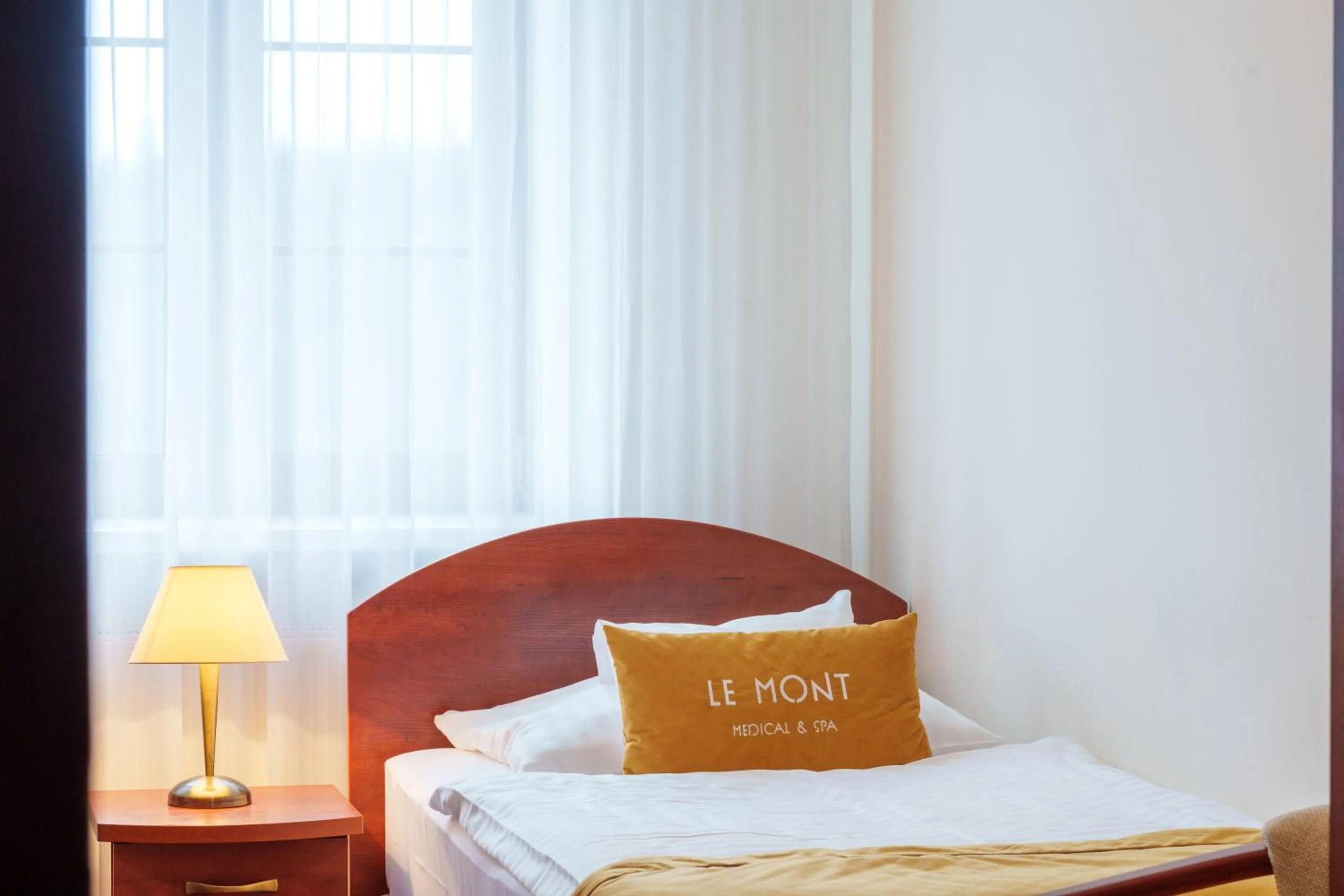 Photo of the whole room, Bed in Hotel Le Mont Medical & SPA
