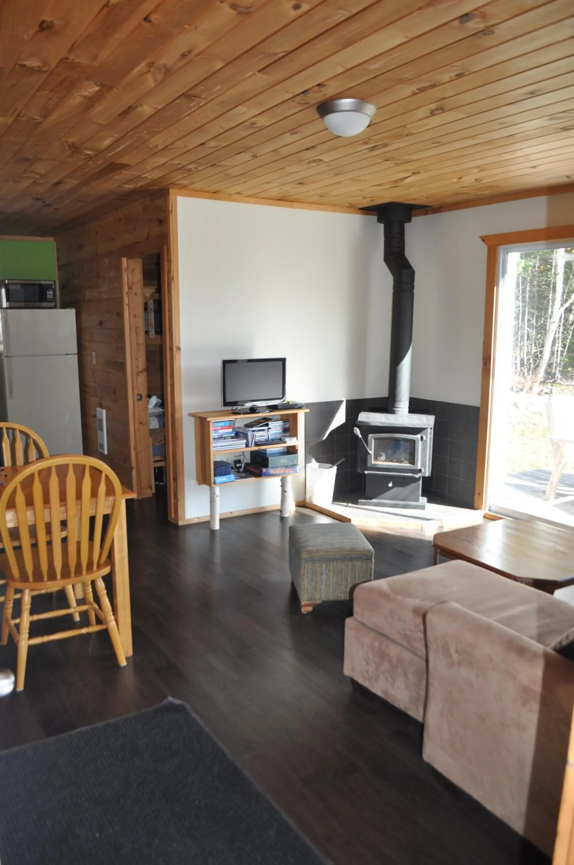 Living room in The Sleeping Moose Cottage