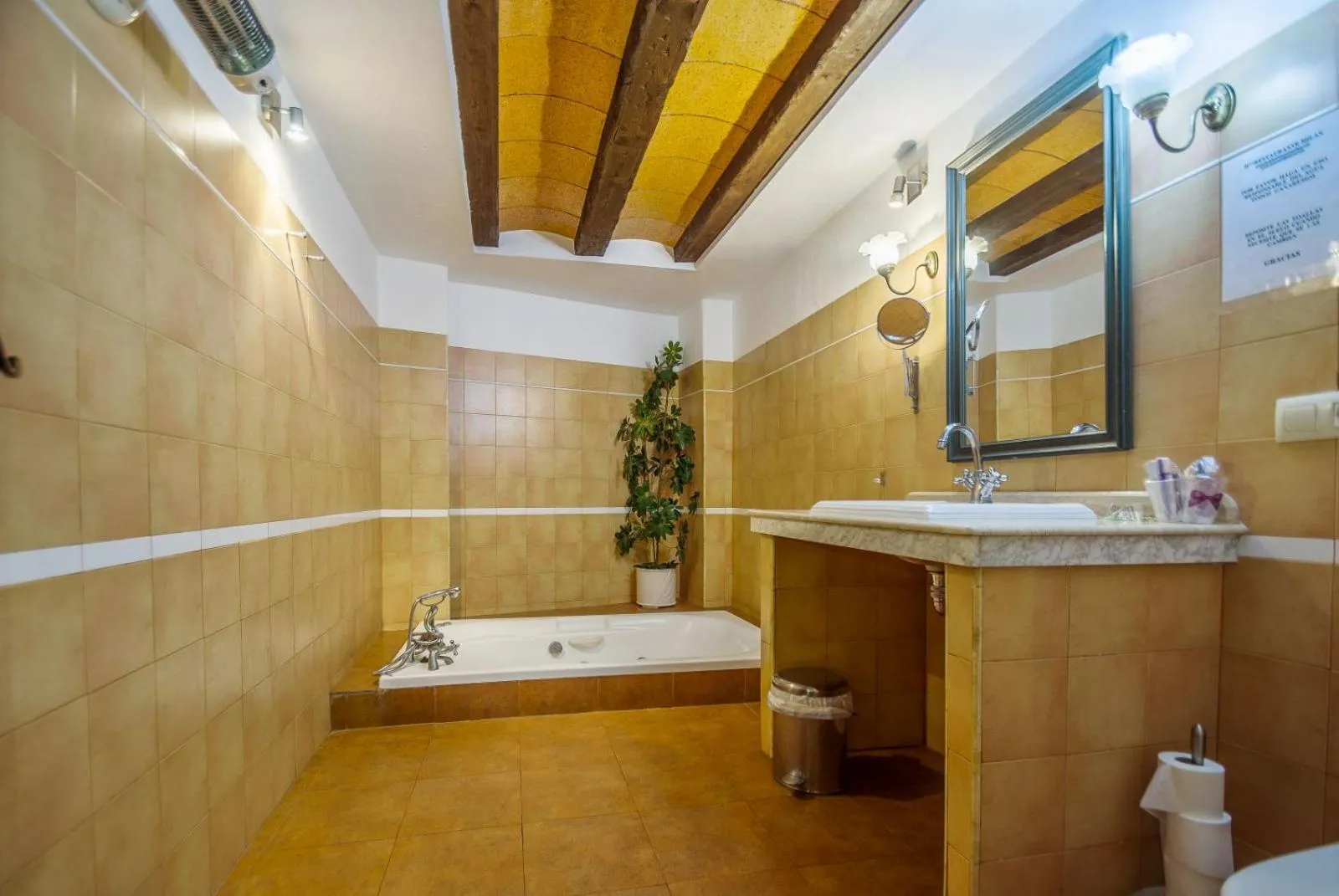 Hostal Nuevo Milán I