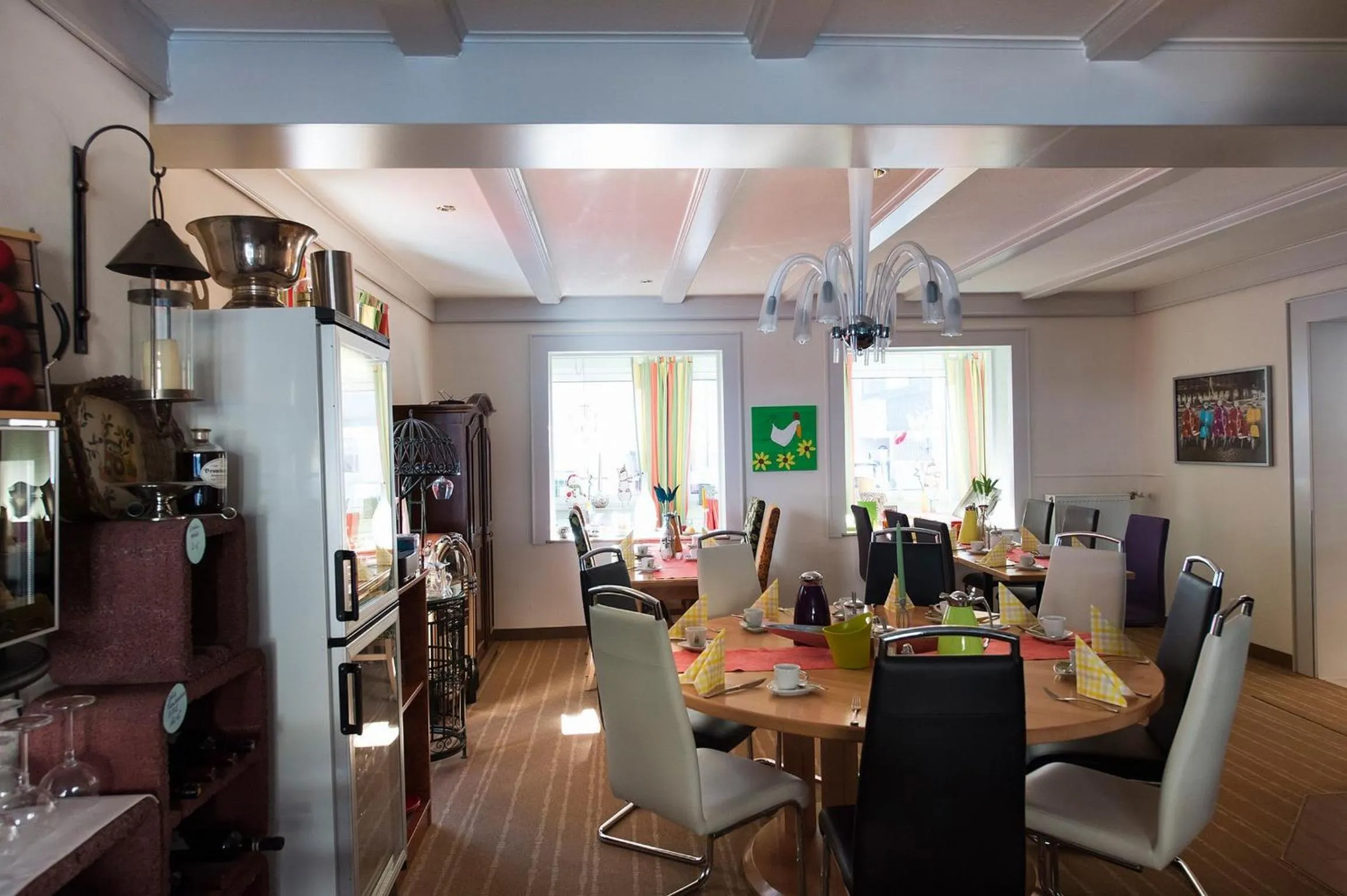 Restaurant/places to eat in Hotel Garni Elegant