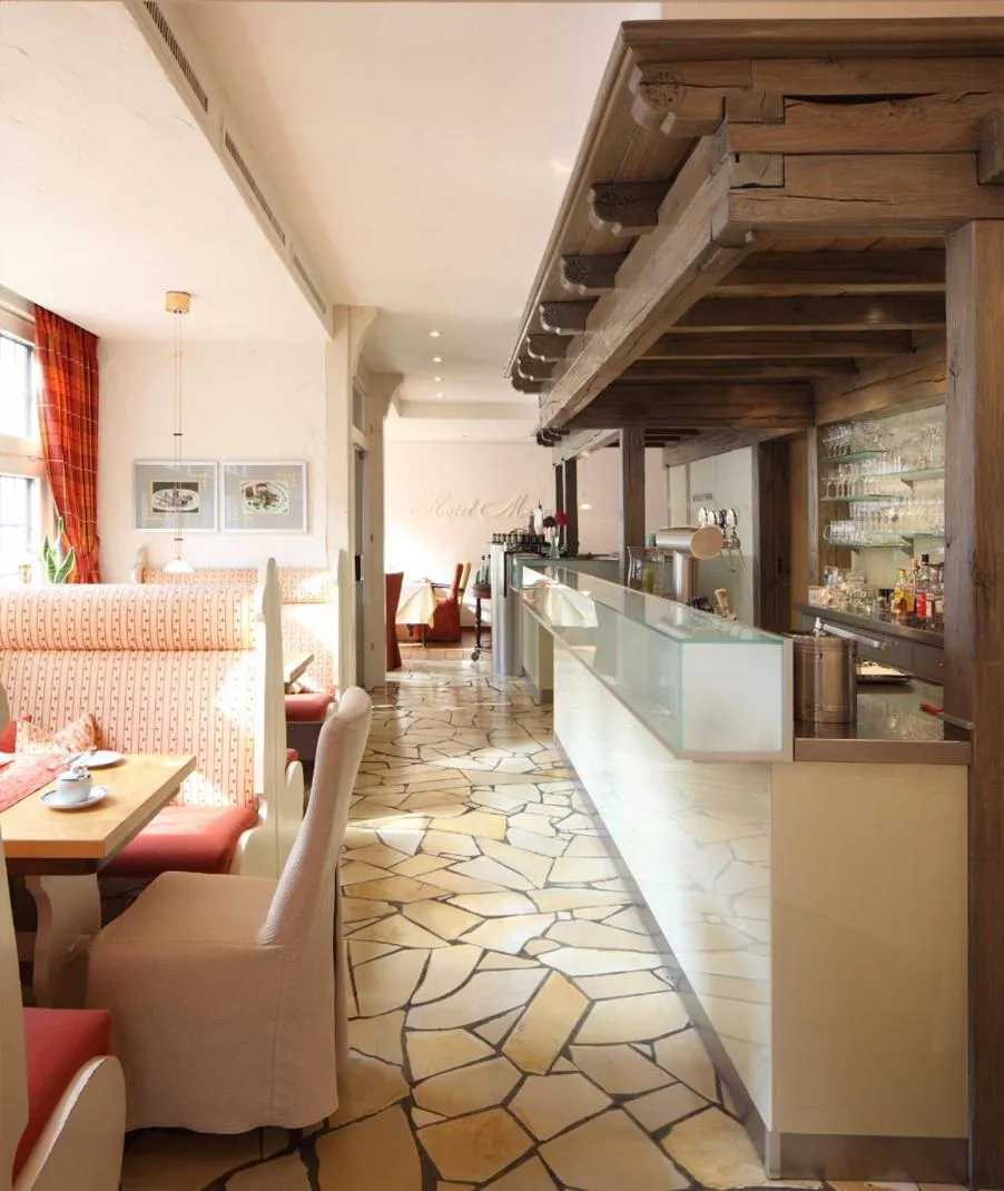 Restaurant/places to eat in Hotel Menge "An der Schlacht"