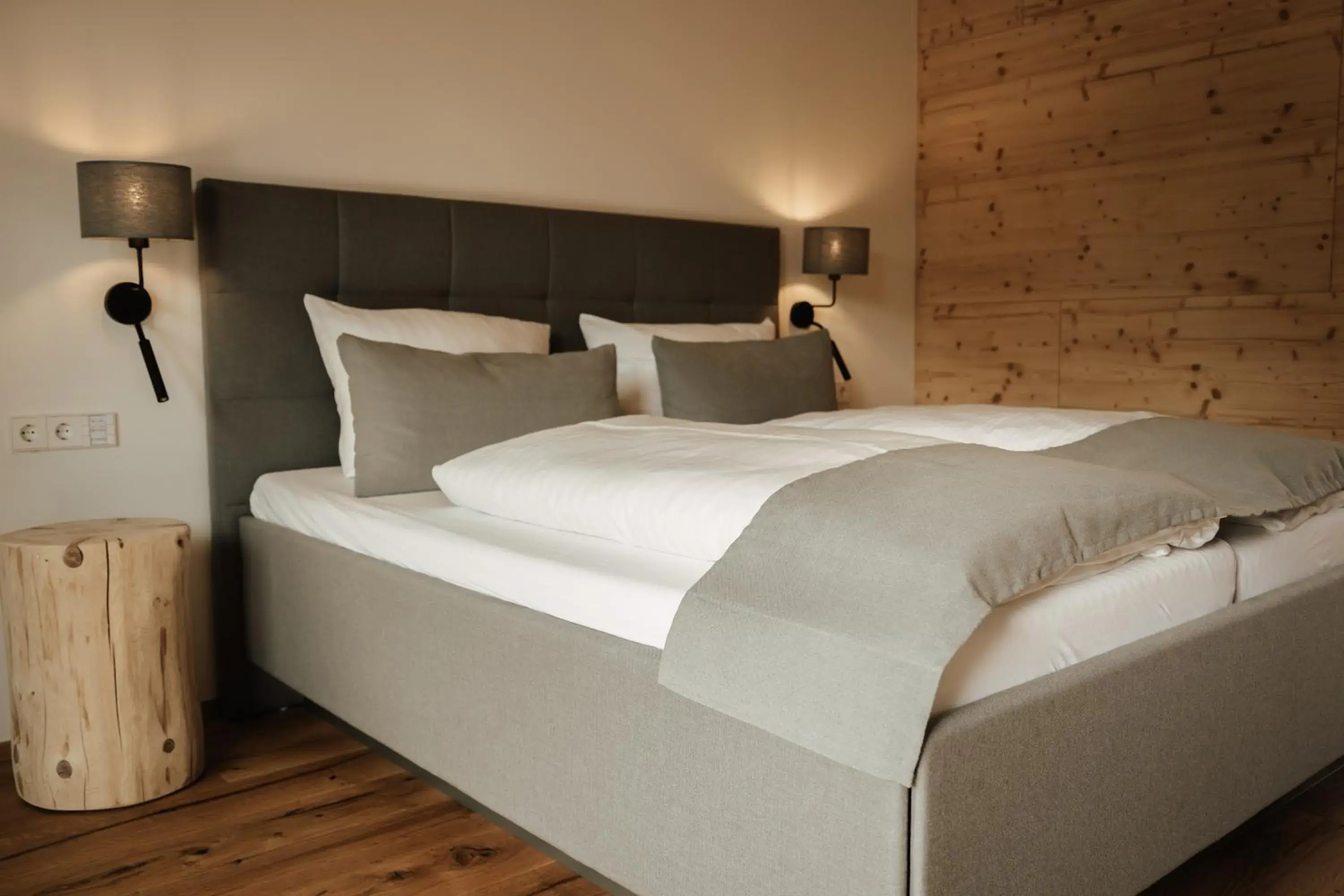 Photo of the whole room, Bed in Landhaus Engel Photo of the whole room, Bed in Landhaus Engel