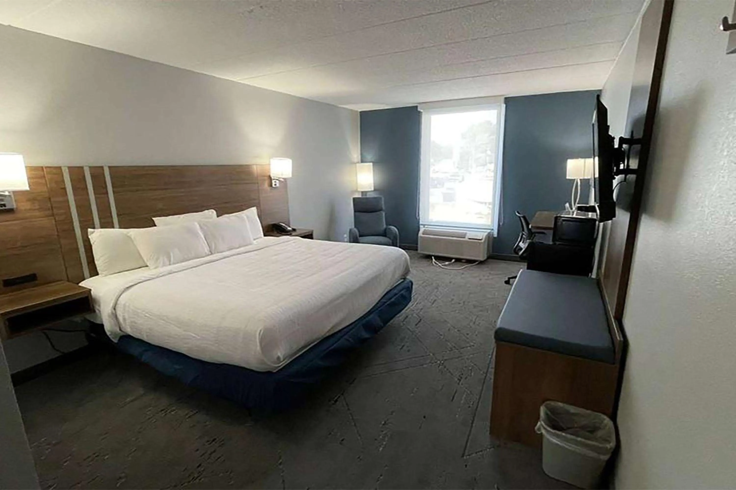 Photo of the whole room in Days Inn & Suites by Wyndham Springfield OH