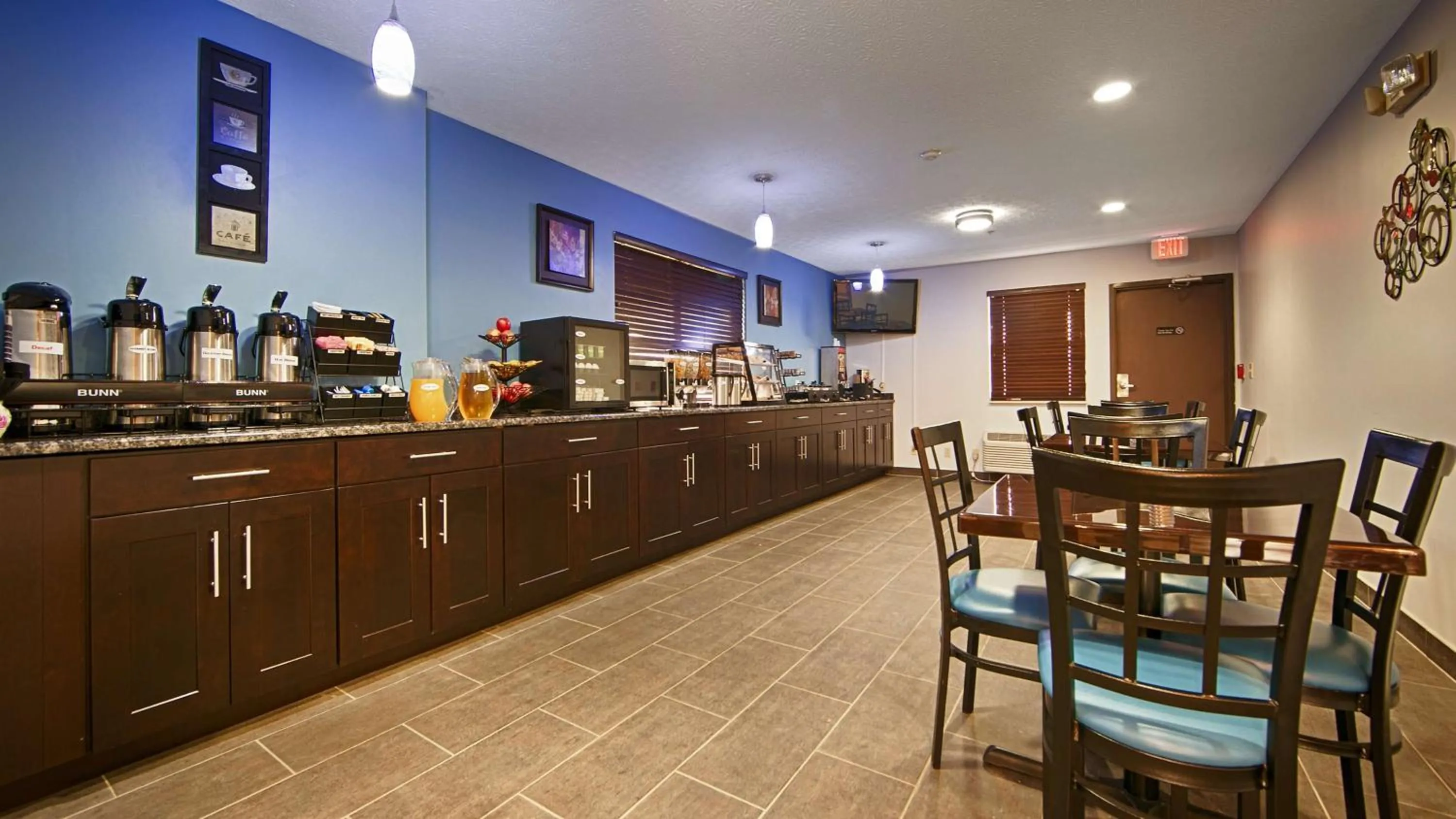 Restaurant/places to eat in Best Western Executive Inn- Mount Gilead