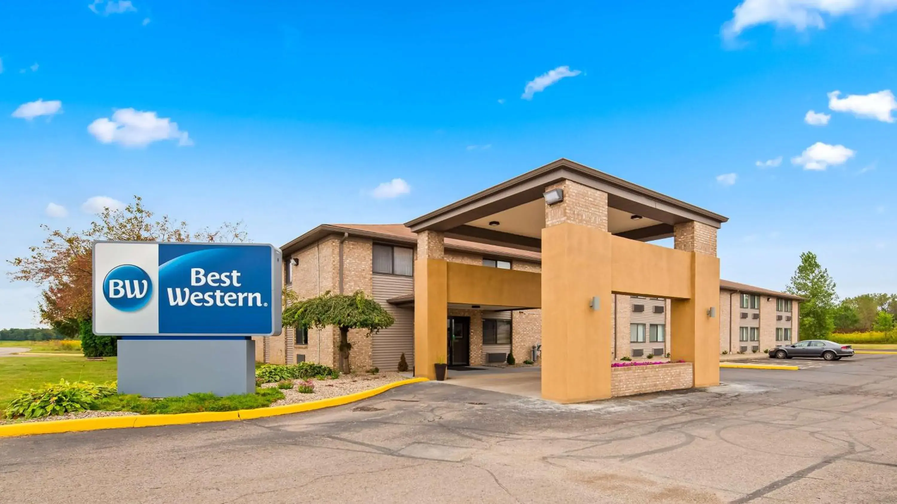 Property building in Best Western Executive Inn- Mount Gilead Property building in Best Western Executive Inn- Mount Gilead