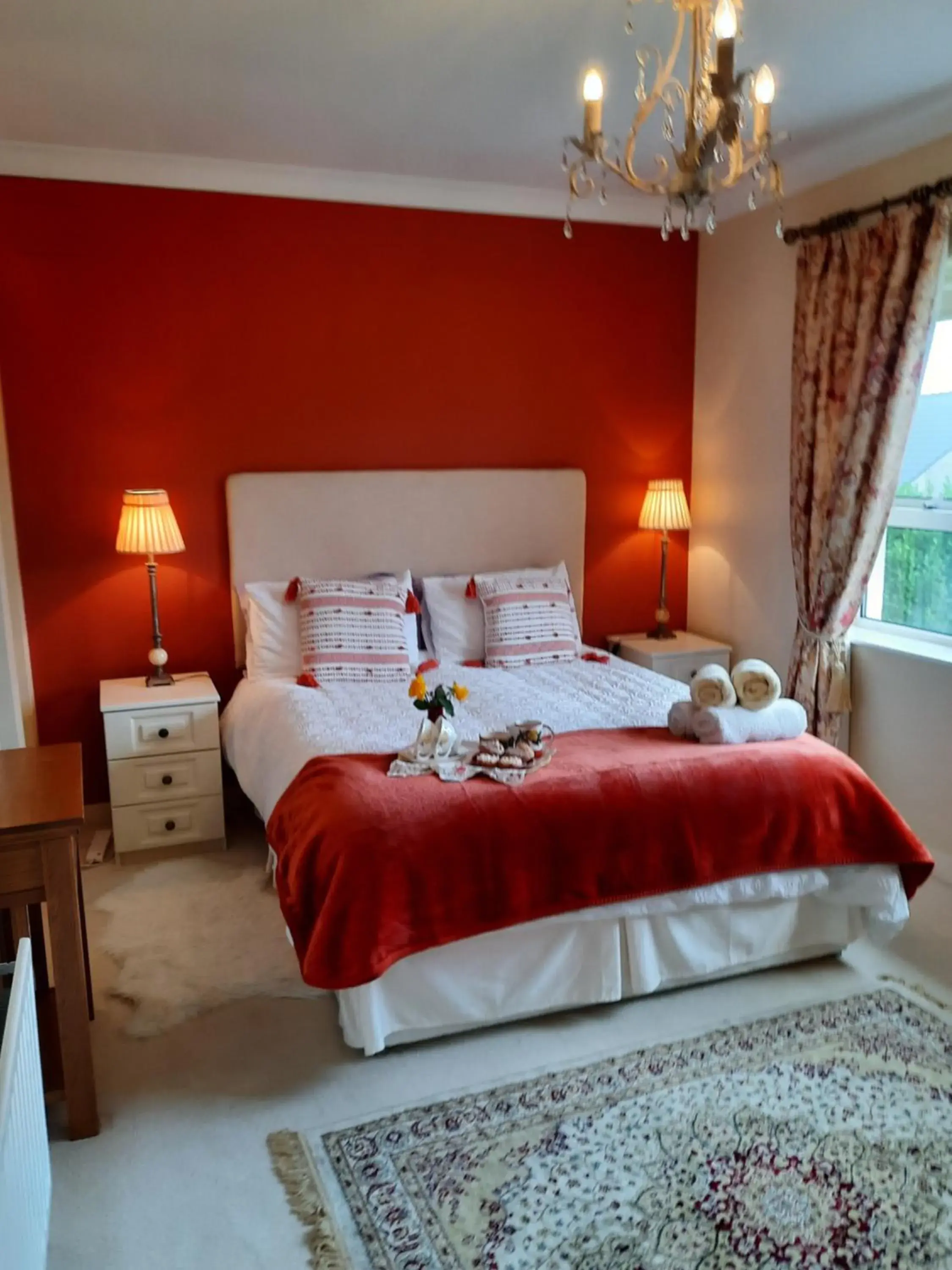 Superior King Room with private en-suite in Hillhead House, F94 F6N1 Superior King Room with private en-suite in Hillhead House, F94 F6N1