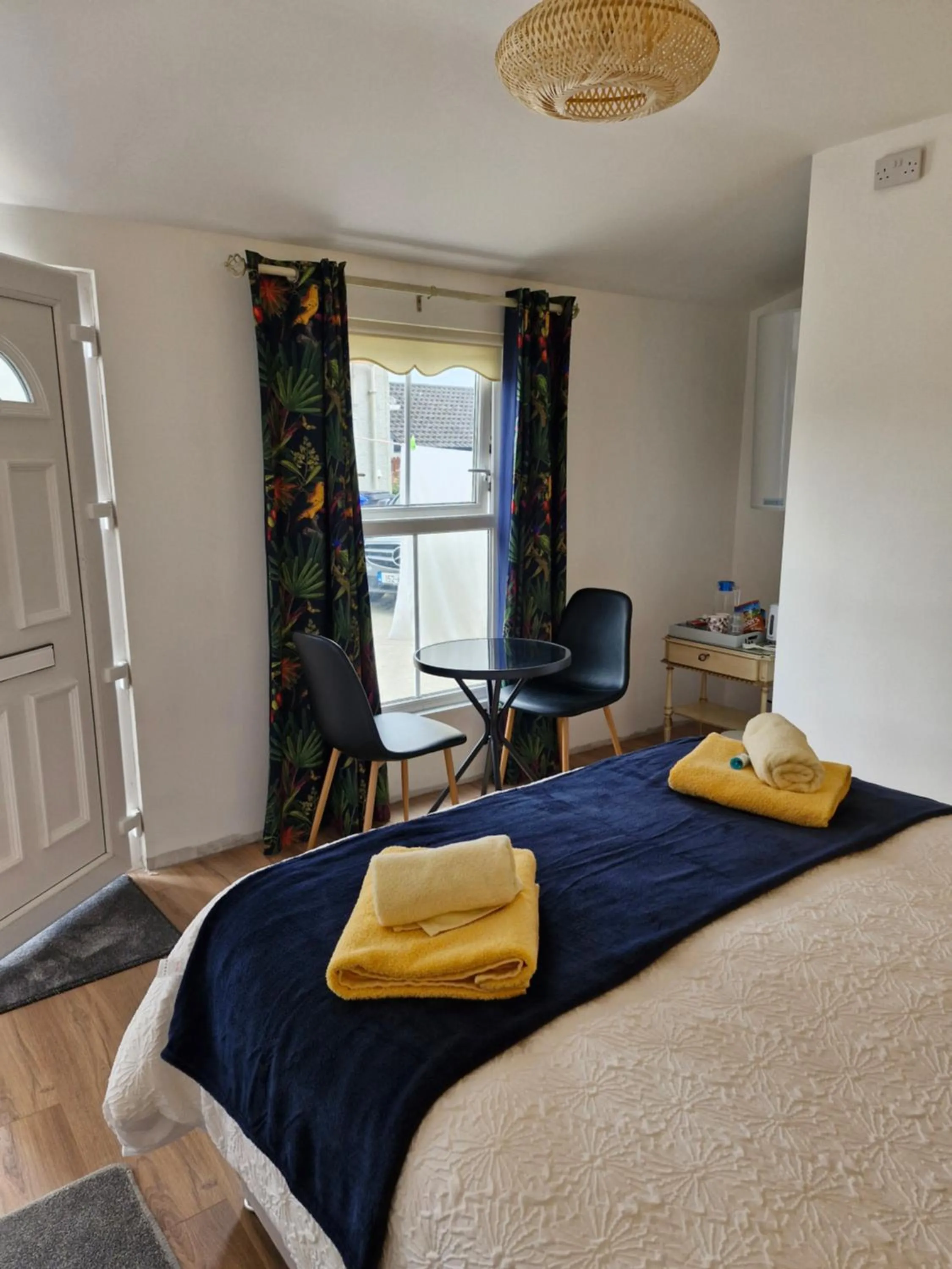Bed in Hillhead House, F94 F6N1