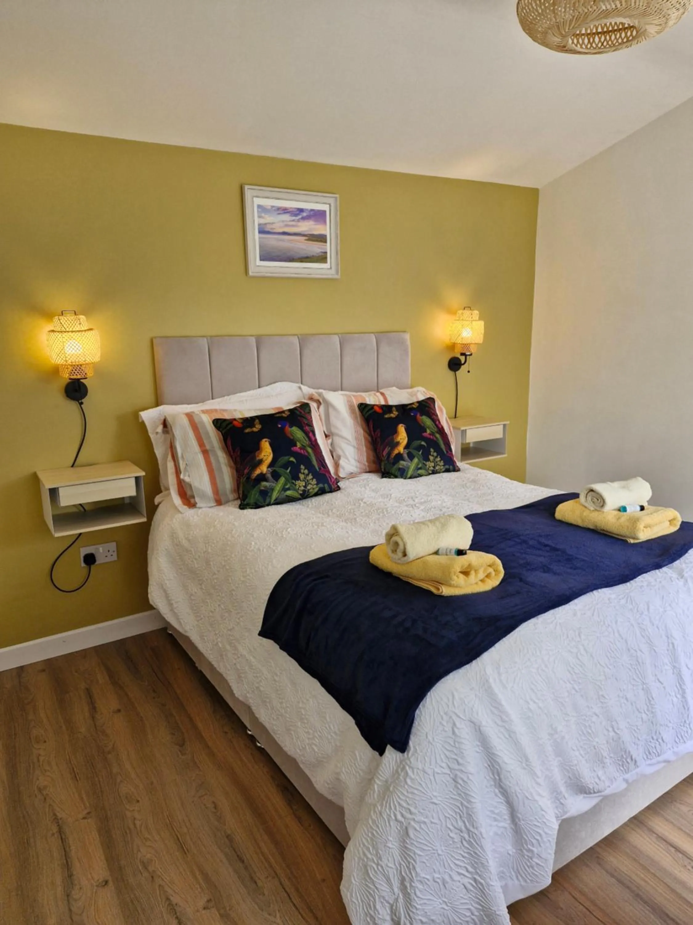 Bed in Hillhead House, F94 F6N1