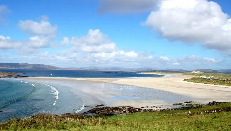 Beach in Hillhead House, F94 F6N1