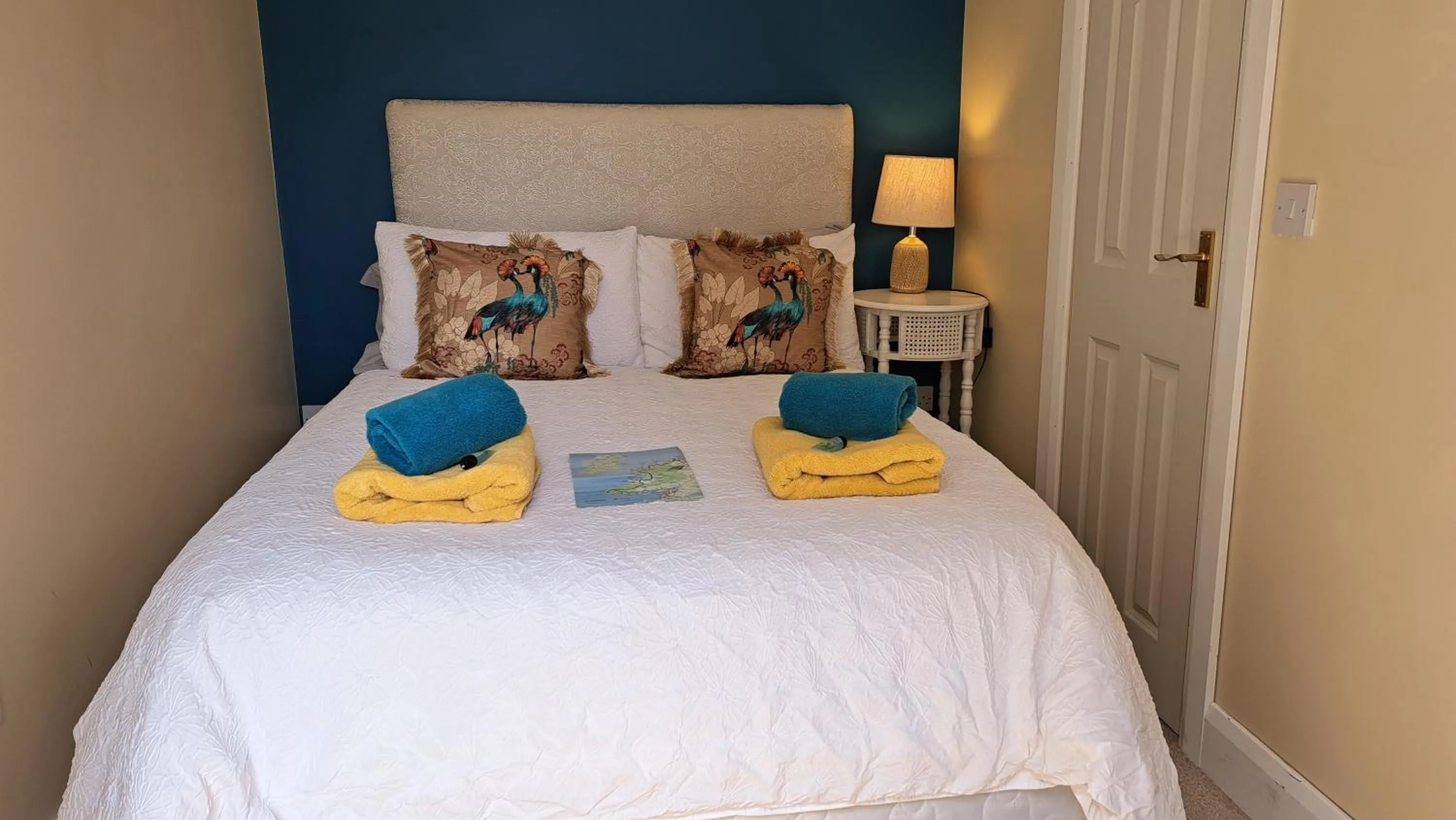 Bedroom, Bed in Hillhead House, F94 F6N1