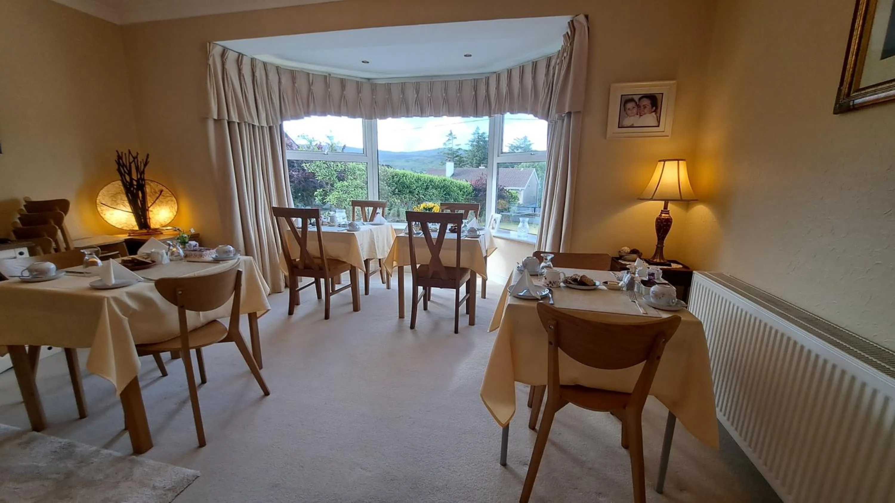 Dining area in Hillhead House, F94 F6N1