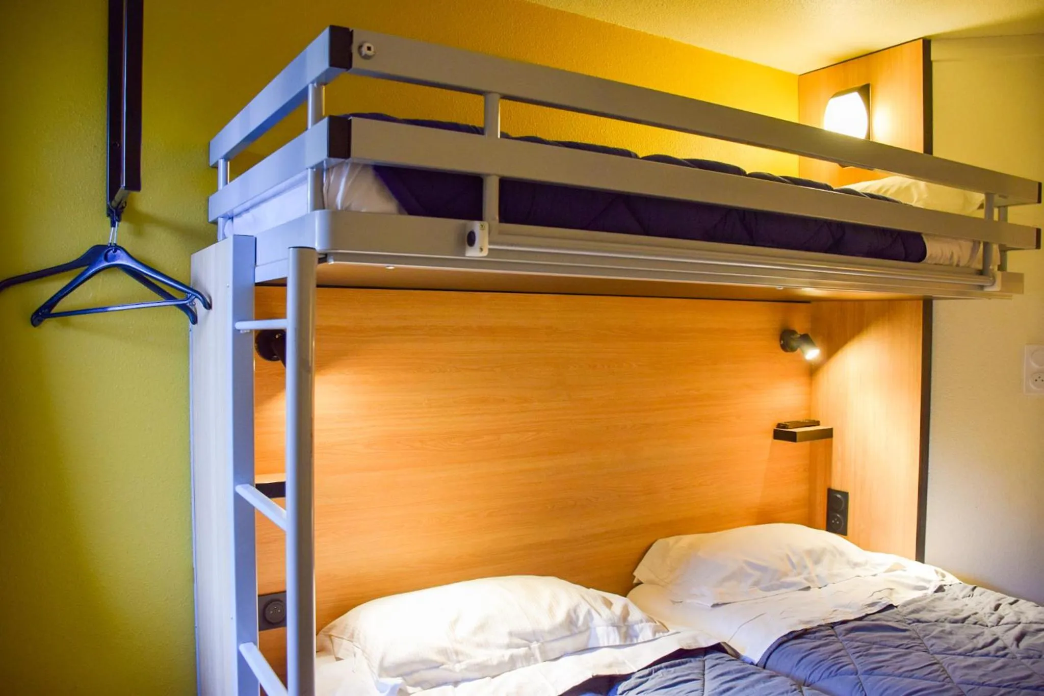 Bedroom, Bed in Premiere Classe Rodez