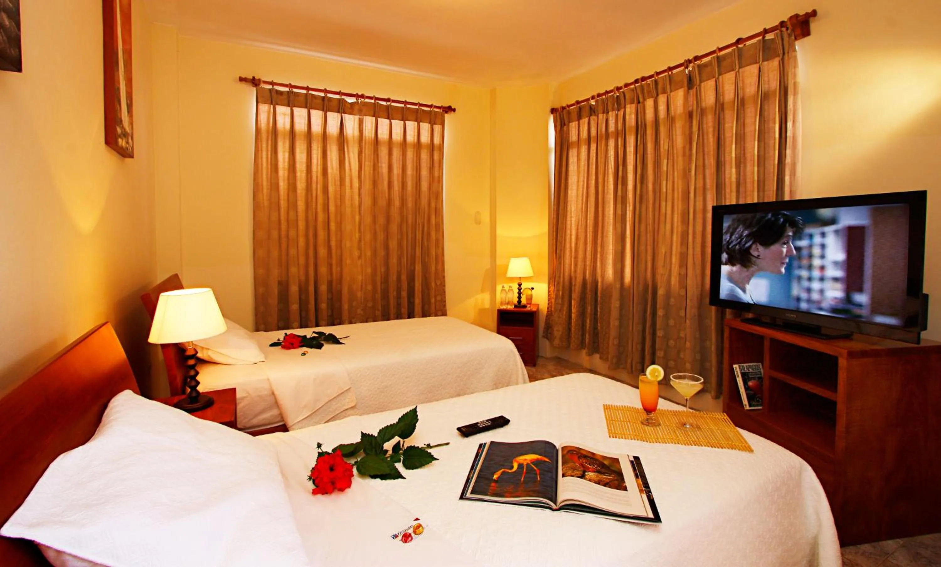 Bed in Hotel Del Sol Galapagos