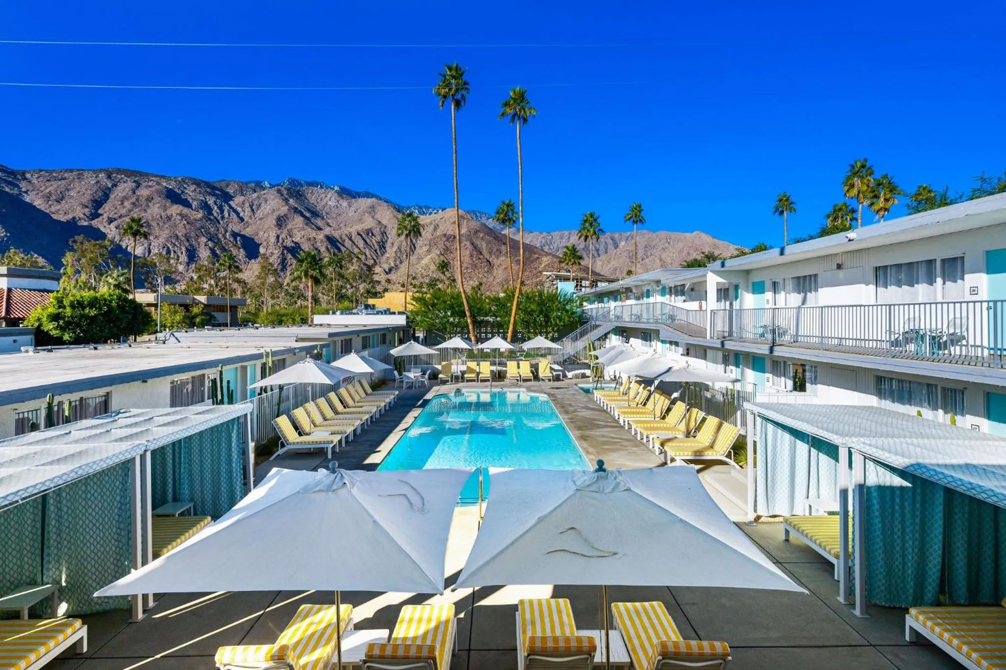Day in The Skylark, a Palm Springs Hotel