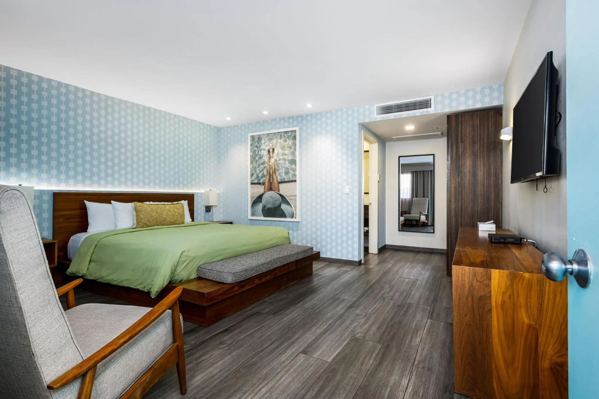 Bedroom, Bed in The Skylark, a Palm Springs Hotel