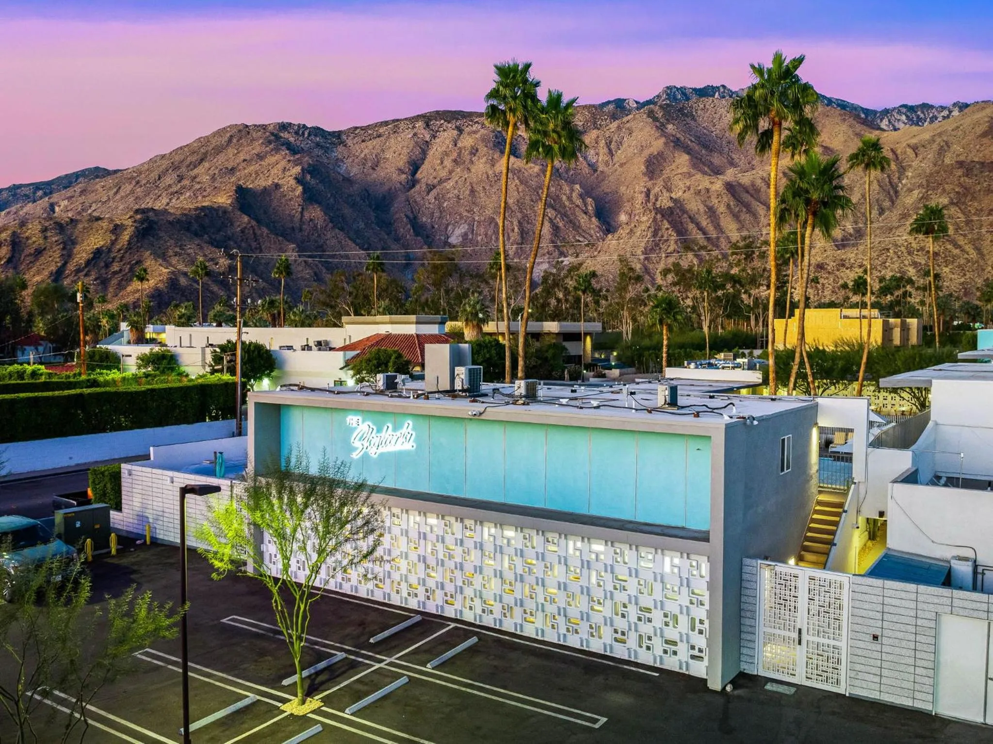 Property building in The Skylark, a Palm Springs Hotel