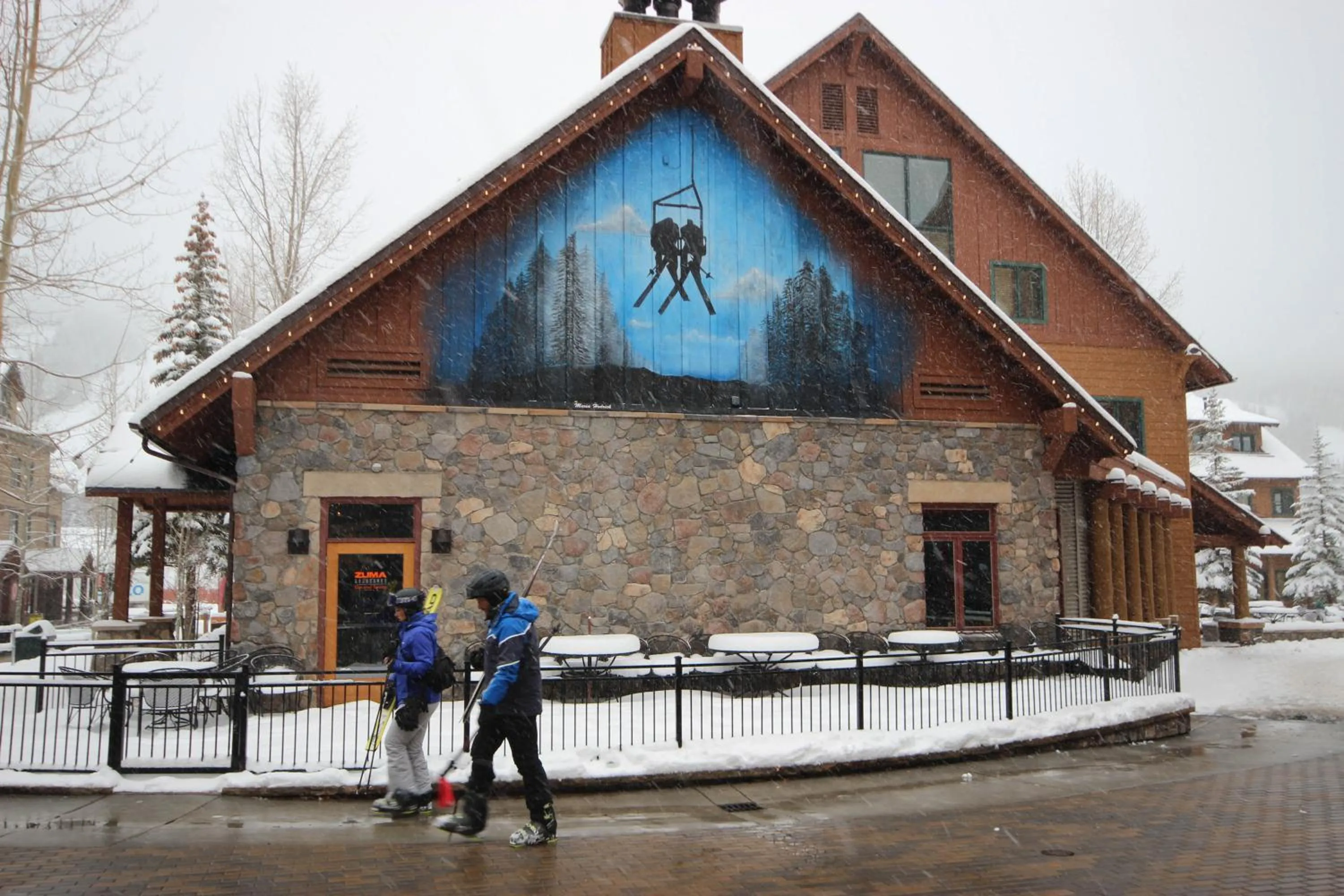 Buffalo Lodge 8419 by SummitCove Lodging