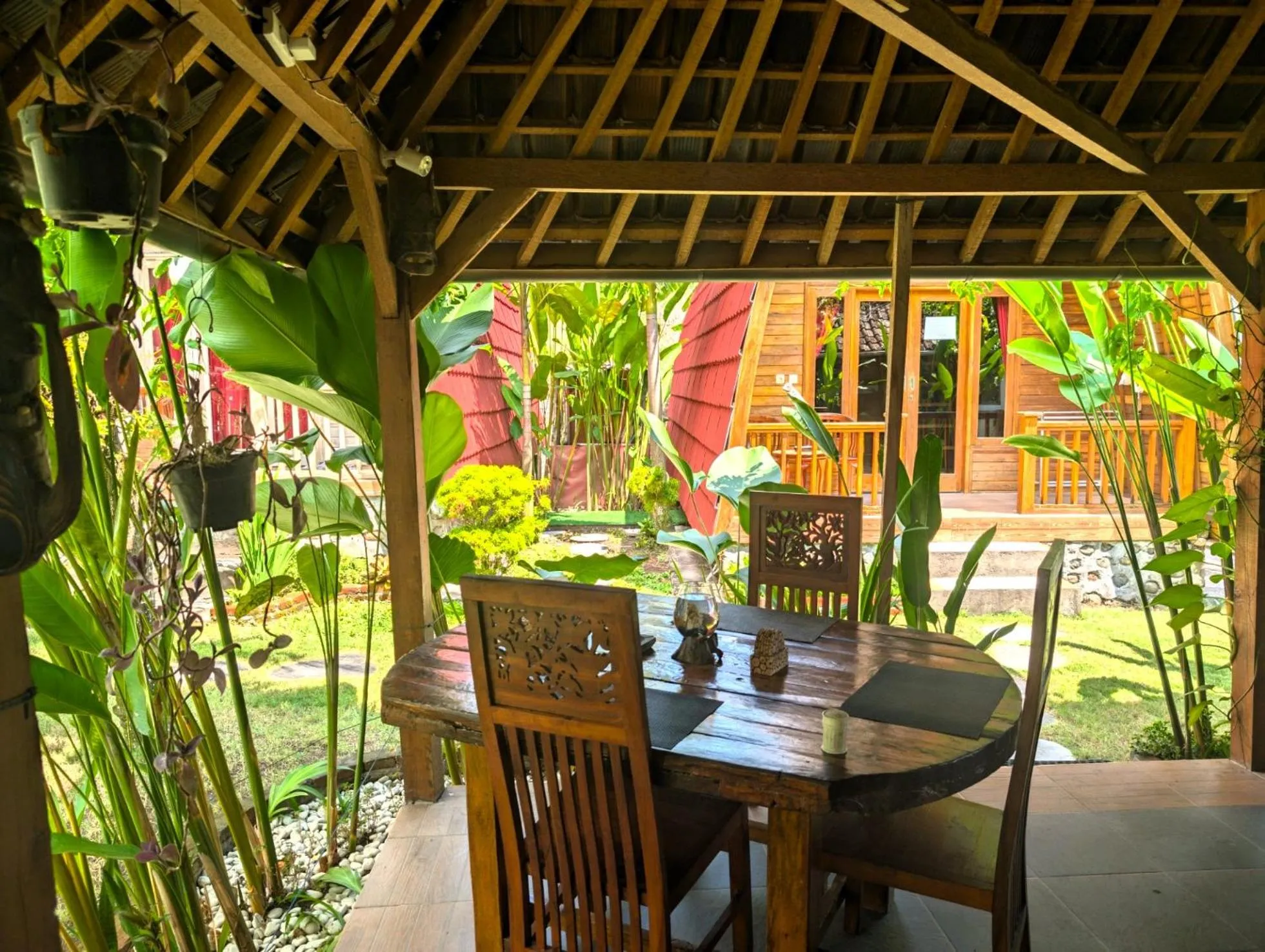 kitchen in Ayumar Homestay Medewi