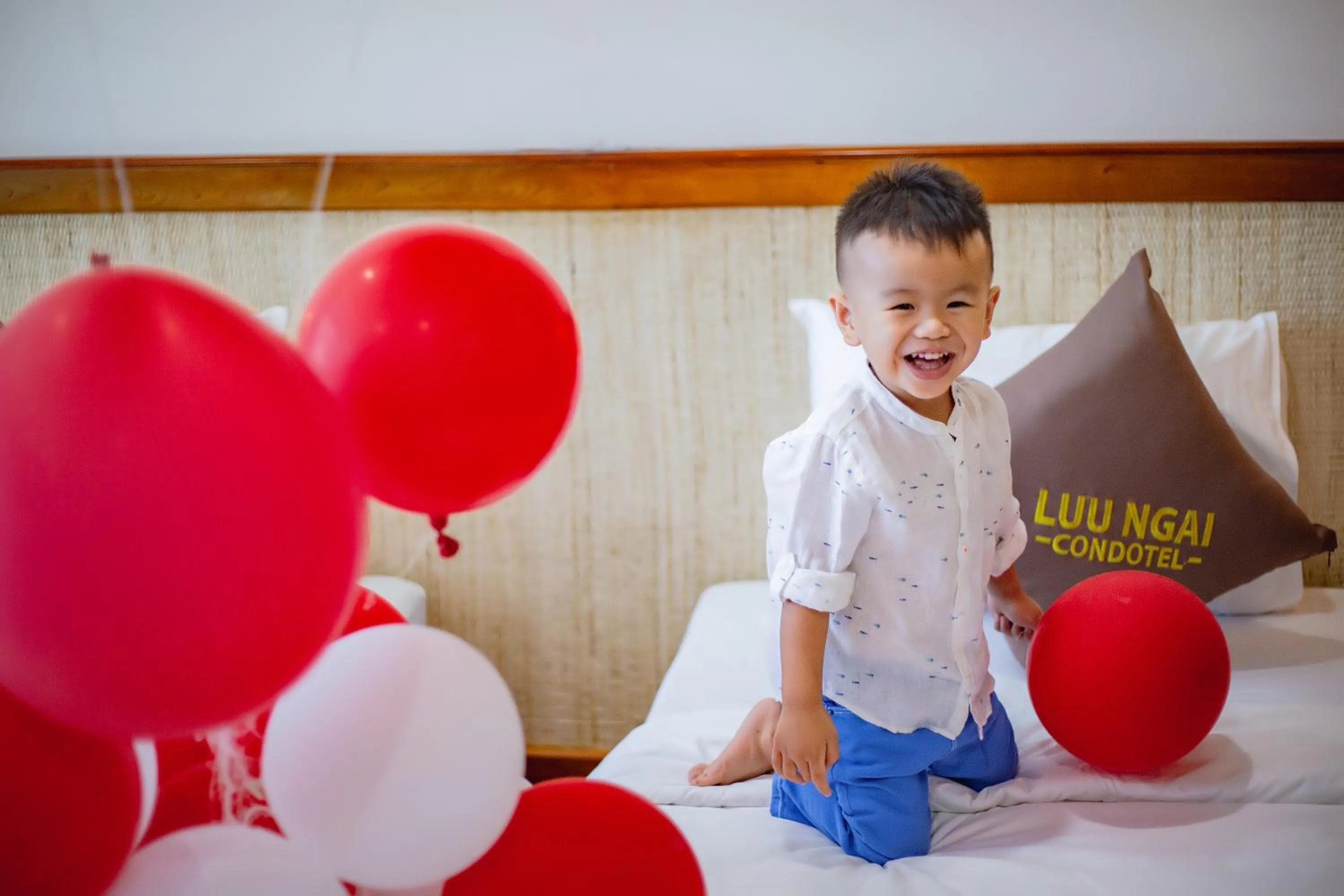 children in Luu Ngai Condotel Quy Nhon
