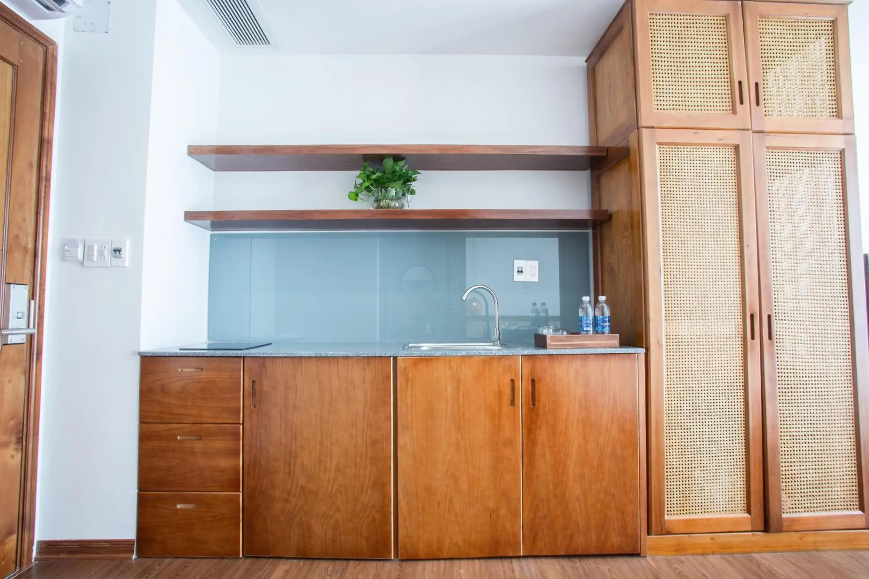Deluxe Double Room with Balcony in Luu Ngai Condotel Quy Nhon Deluxe Double Room with Balcony in Luu Ngai Condotel Quy Nhon