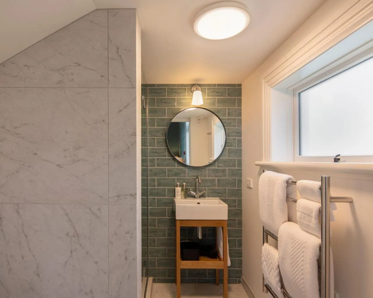 Bathroom in The Vicarage Geraldine