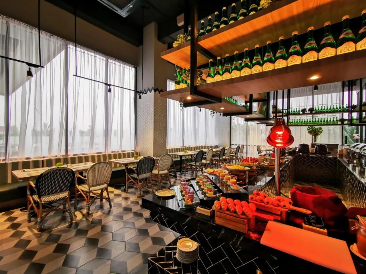 Restaurant/places to eat in The Zuri Dumai