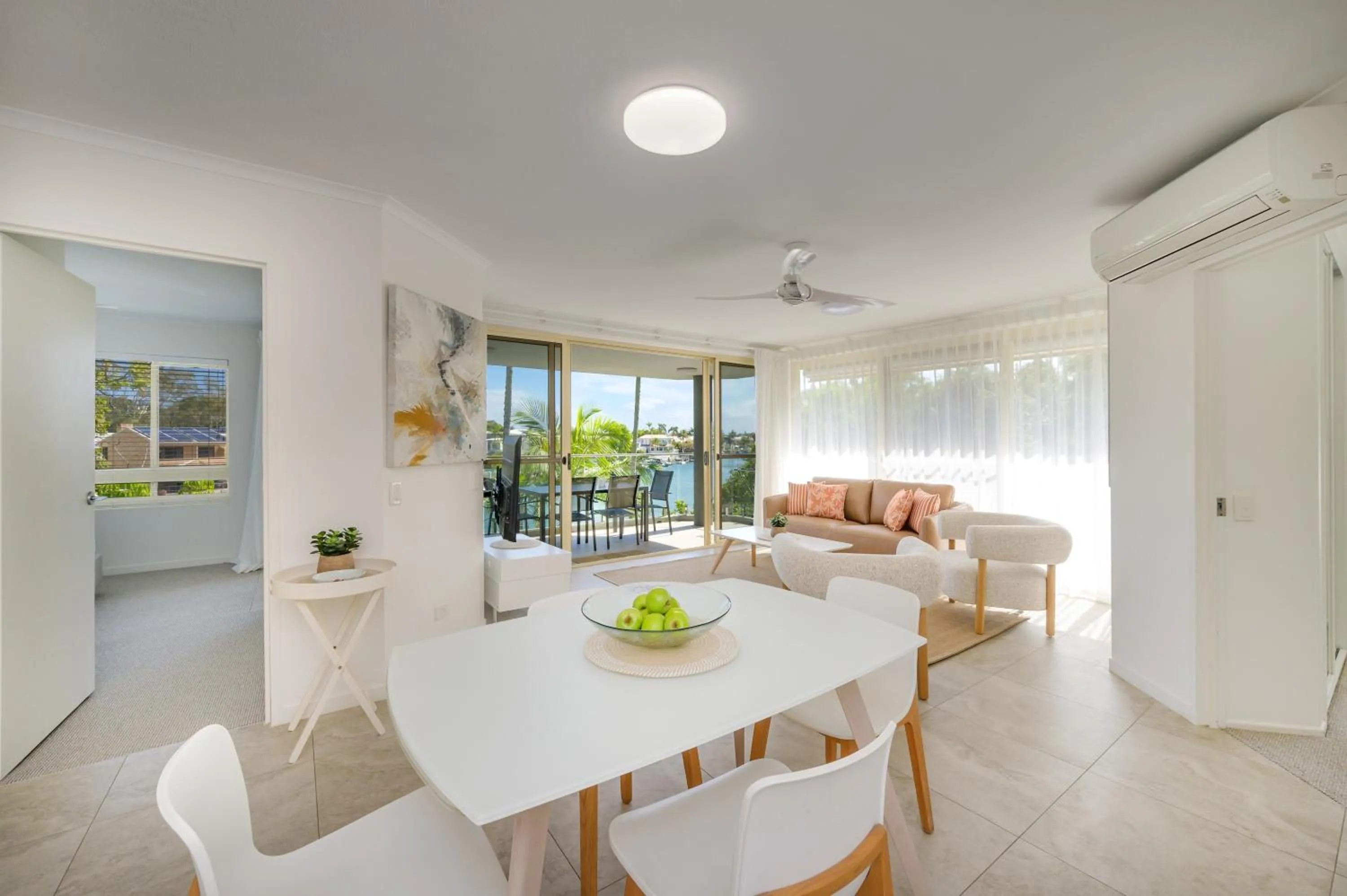Dining area in #2 Hastings Street