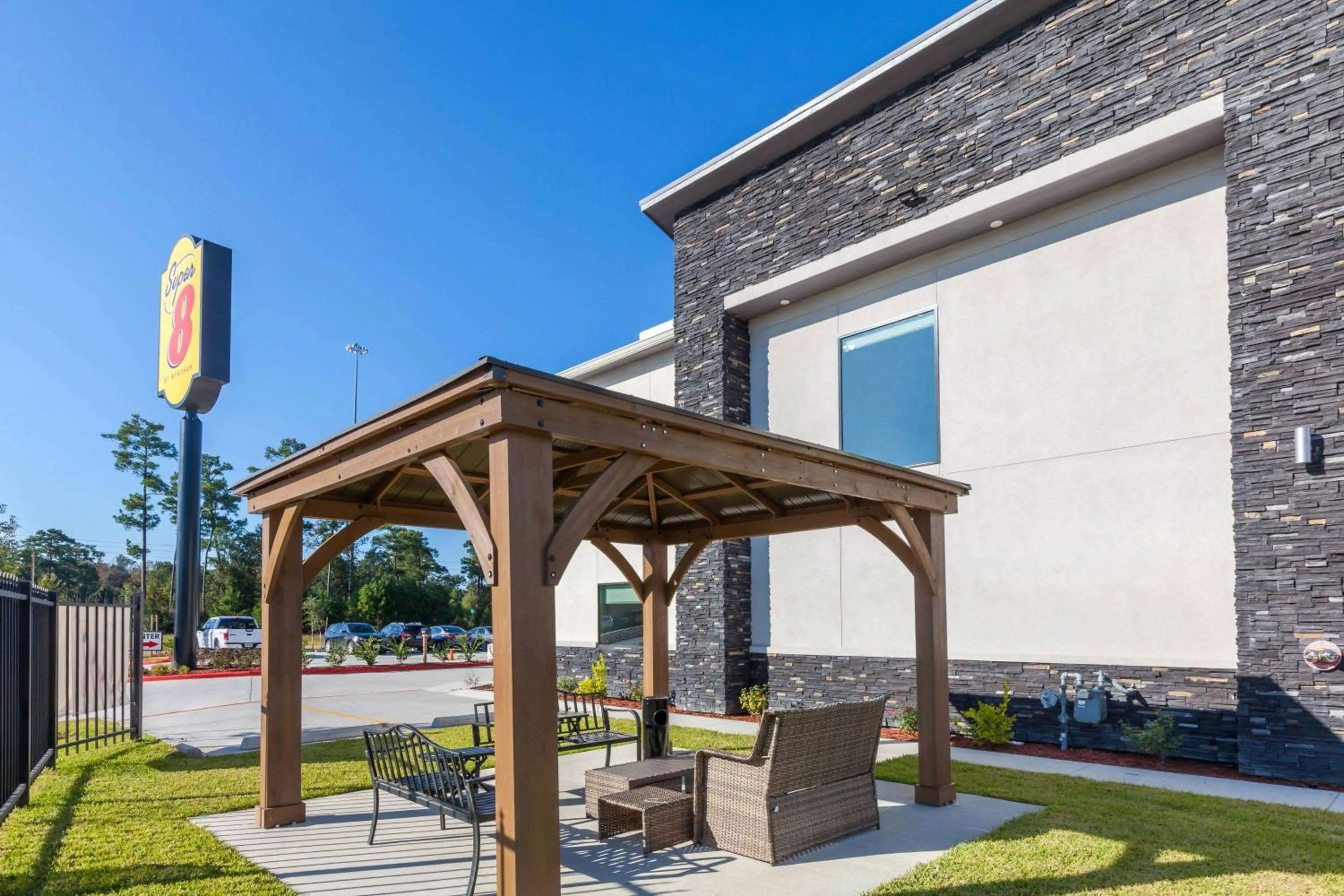 On site in Super 8 by Wyndham Kingwood Houston North