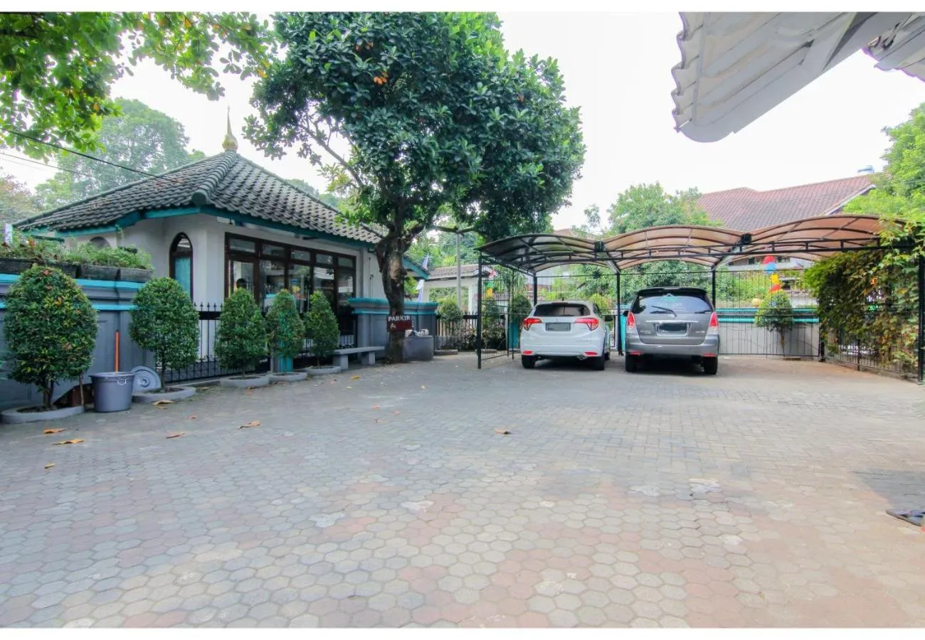Facade/entrance in Embe Enem Homestay