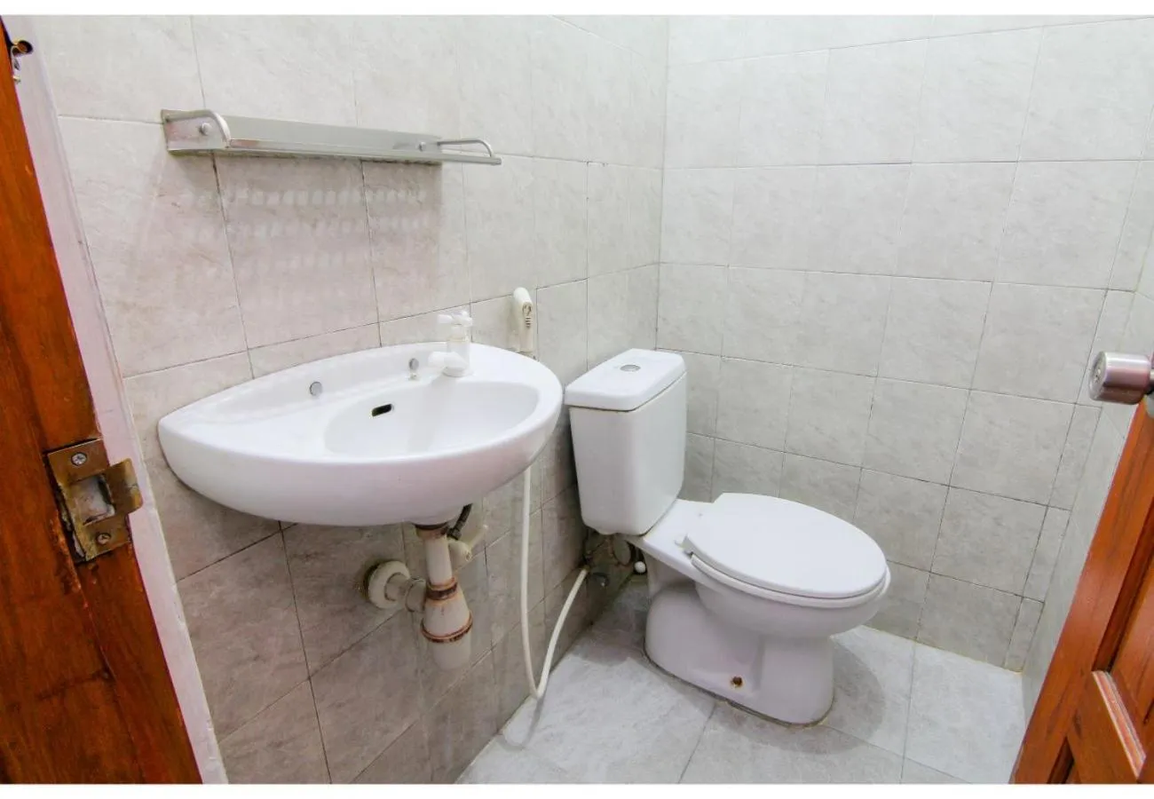 Bathroom in Embe Enem Homestay