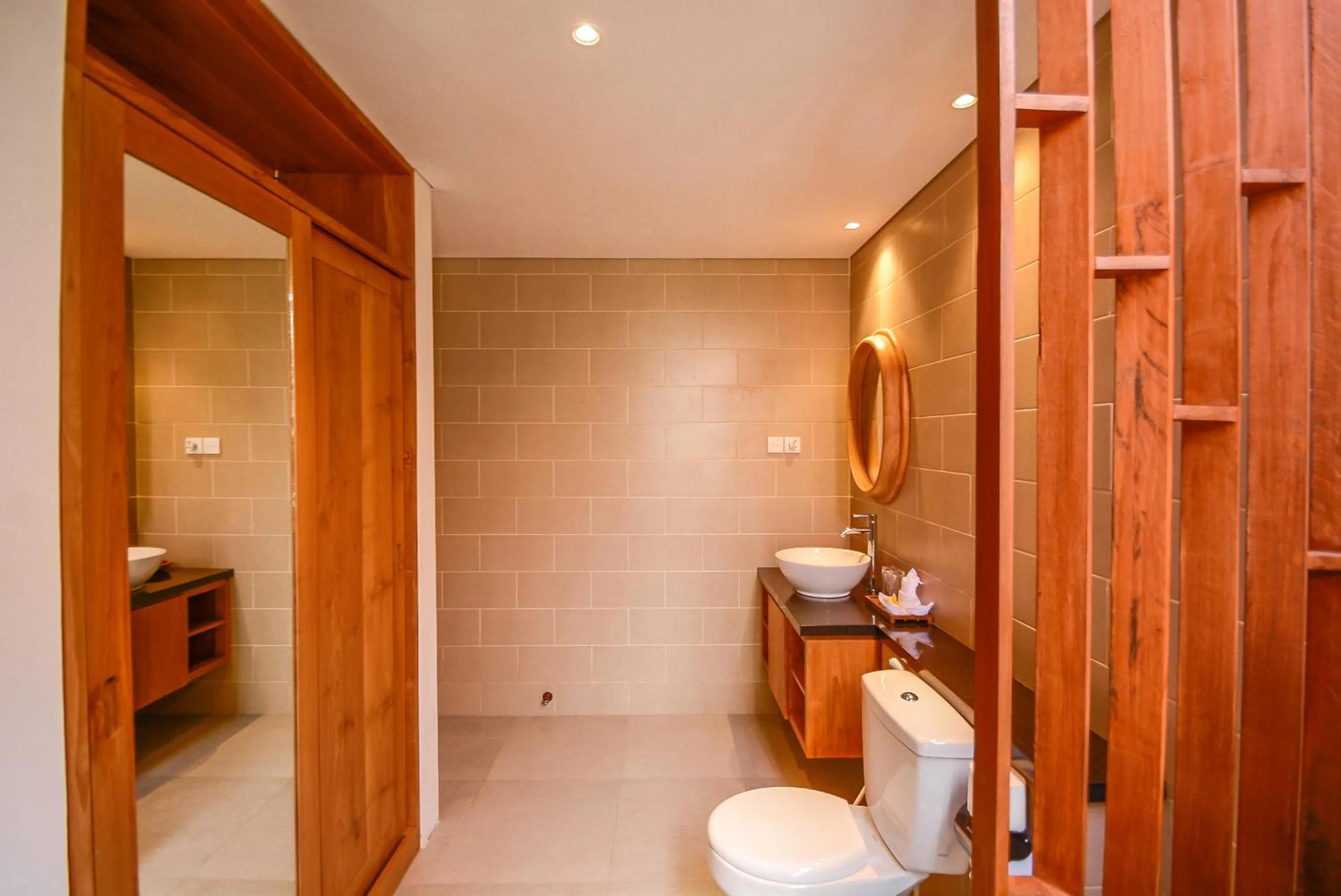 Shower in Villa Kupu Kupu Bingin