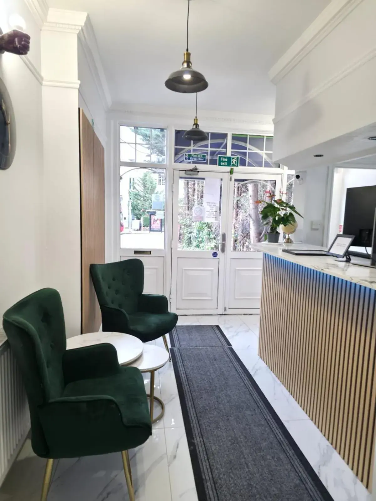 Lobby or reception in Golders Park Hotel Lobby or reception in Golders Park Hotel