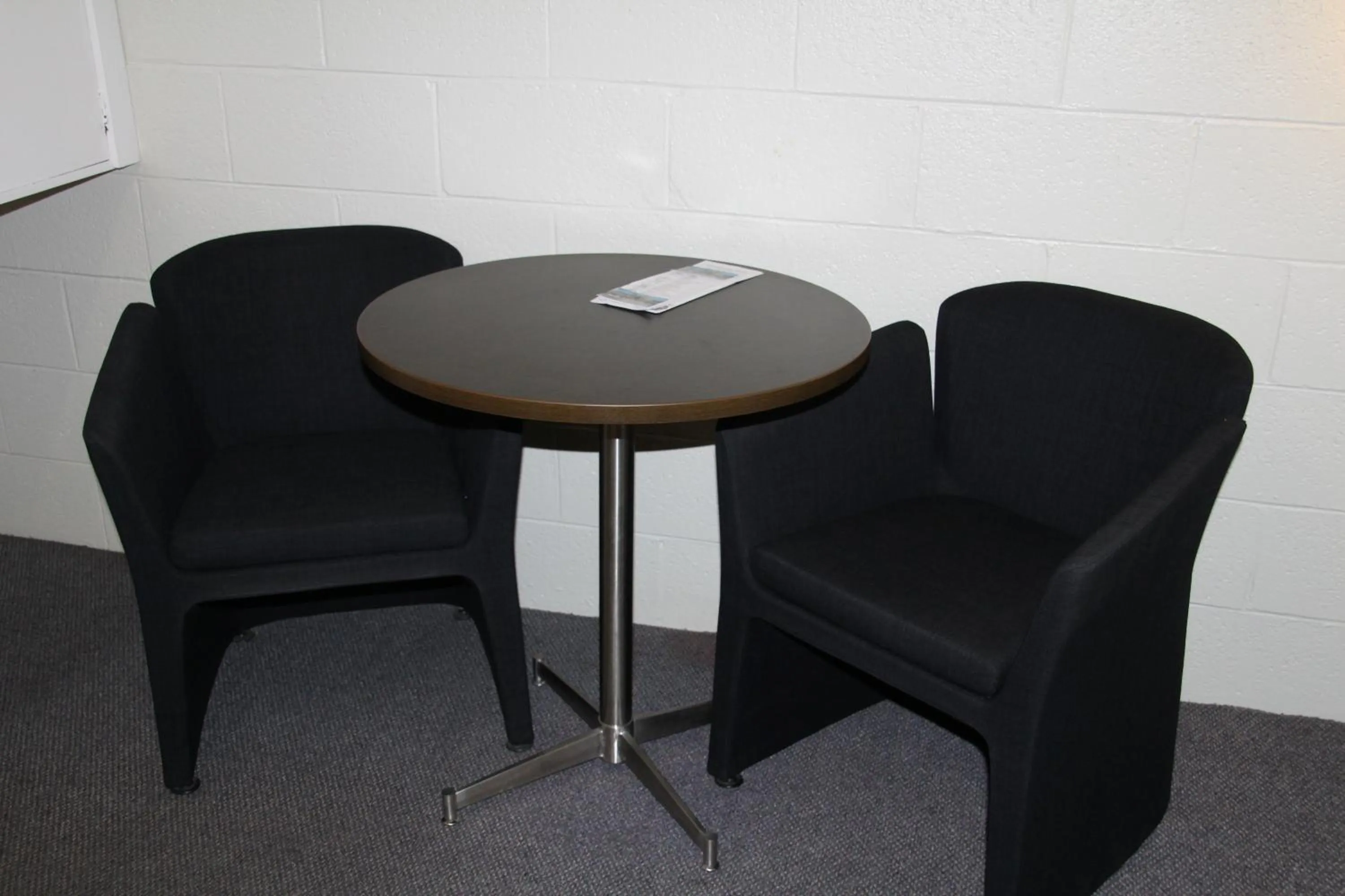 Seating area in Central Coast Motel