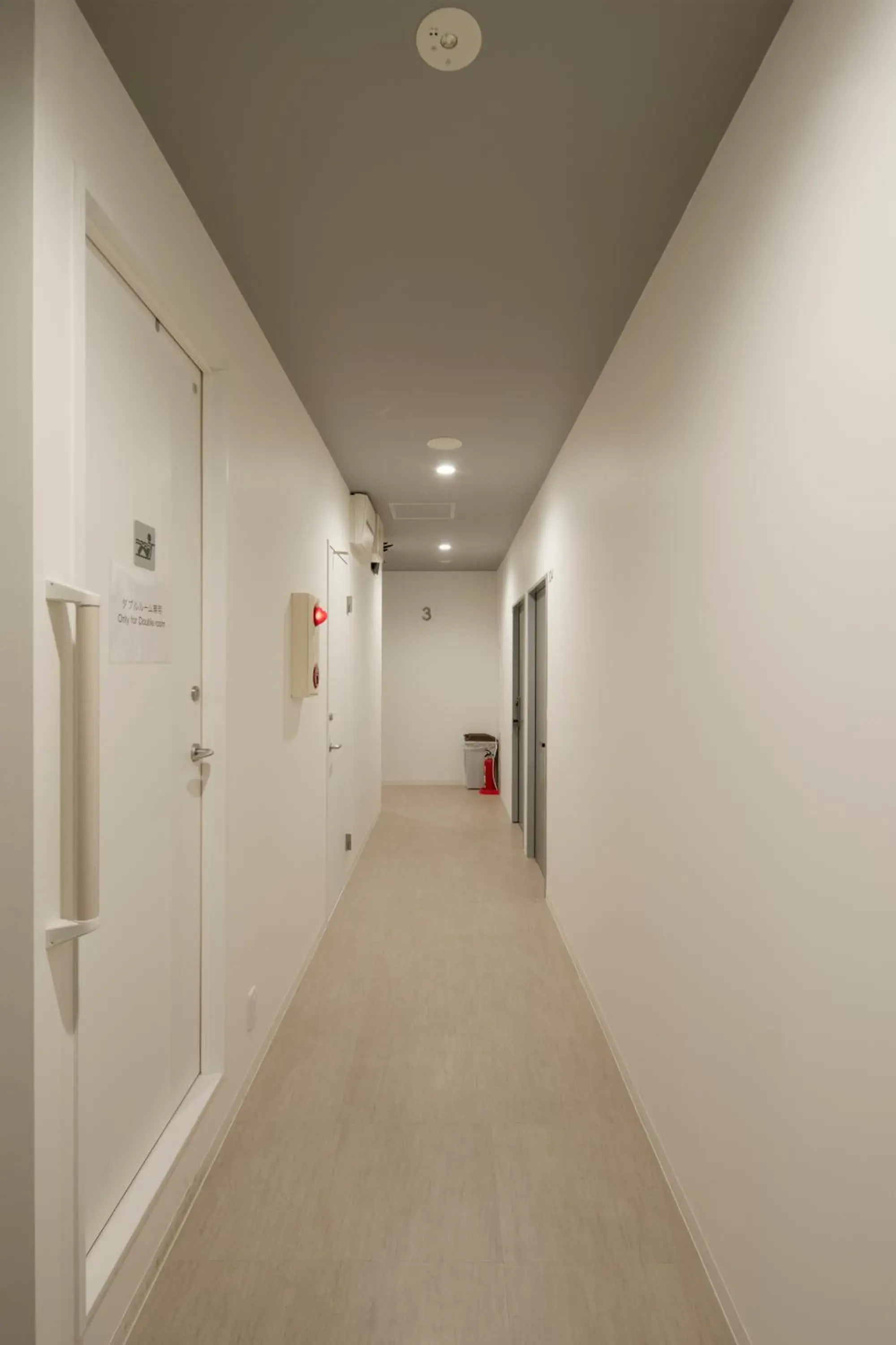 Property building in Iwatoyama Hostel Property building in Iwatoyama Hostel