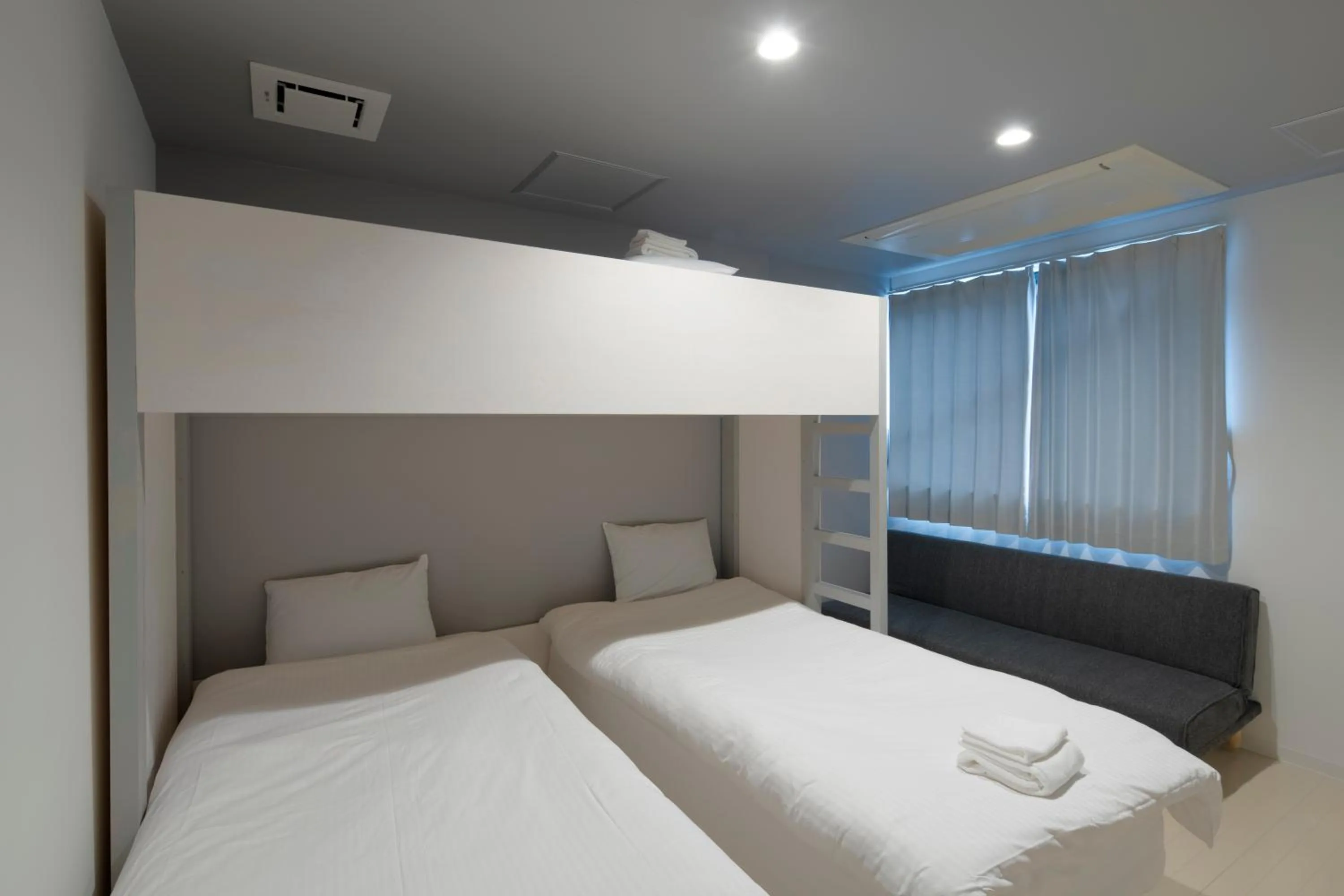 Bed in Iwatoyama Hostel