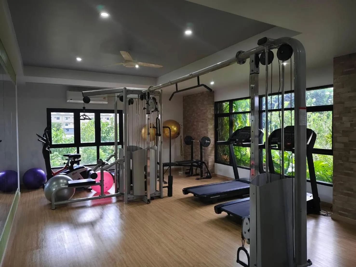 Business facilities in Baan Bangkok 97 Hotel