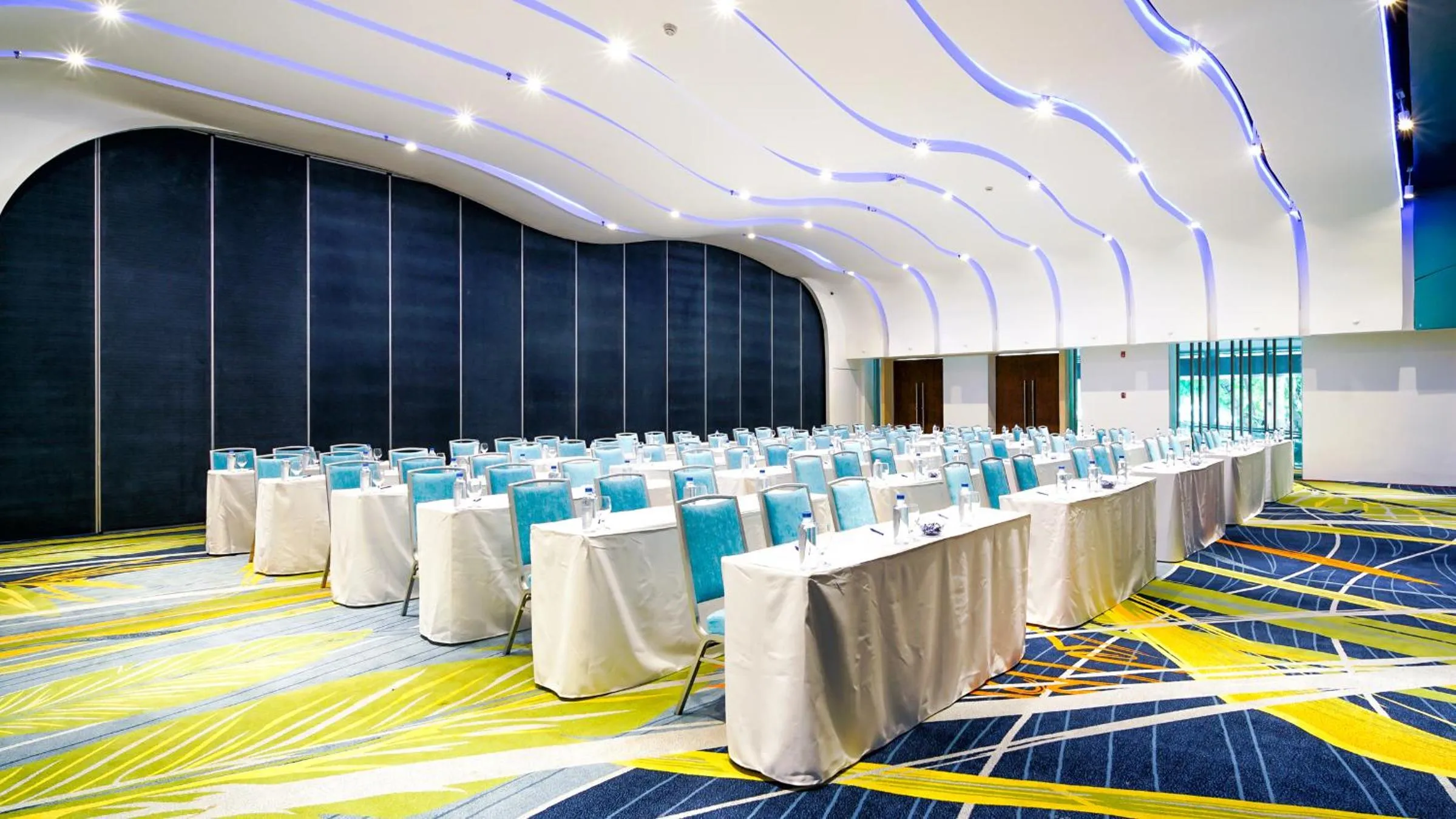 Business facilities in Tambuli Seaside Resort and Spa