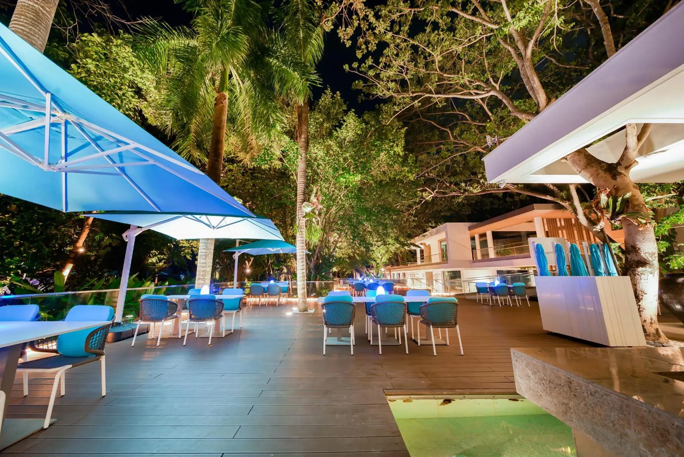 Restaurant/places to eat in Tambuli Seaside Resort and Spa Restaurant/places to eat in Tambuli Seaside Resort and Spa