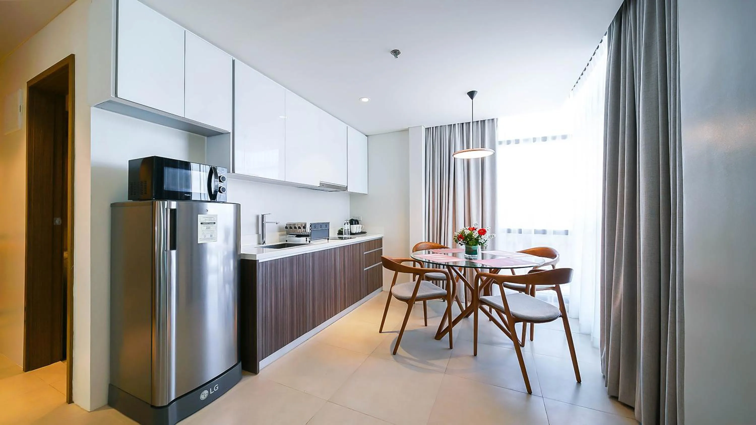 Kitchen or kitchenette in Tambuli Seaside Resort and Spa