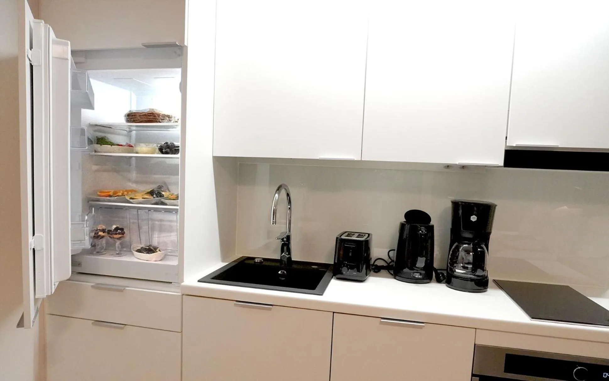 Coffee/tea facilities in KIDE hotel by Iso-Syöte