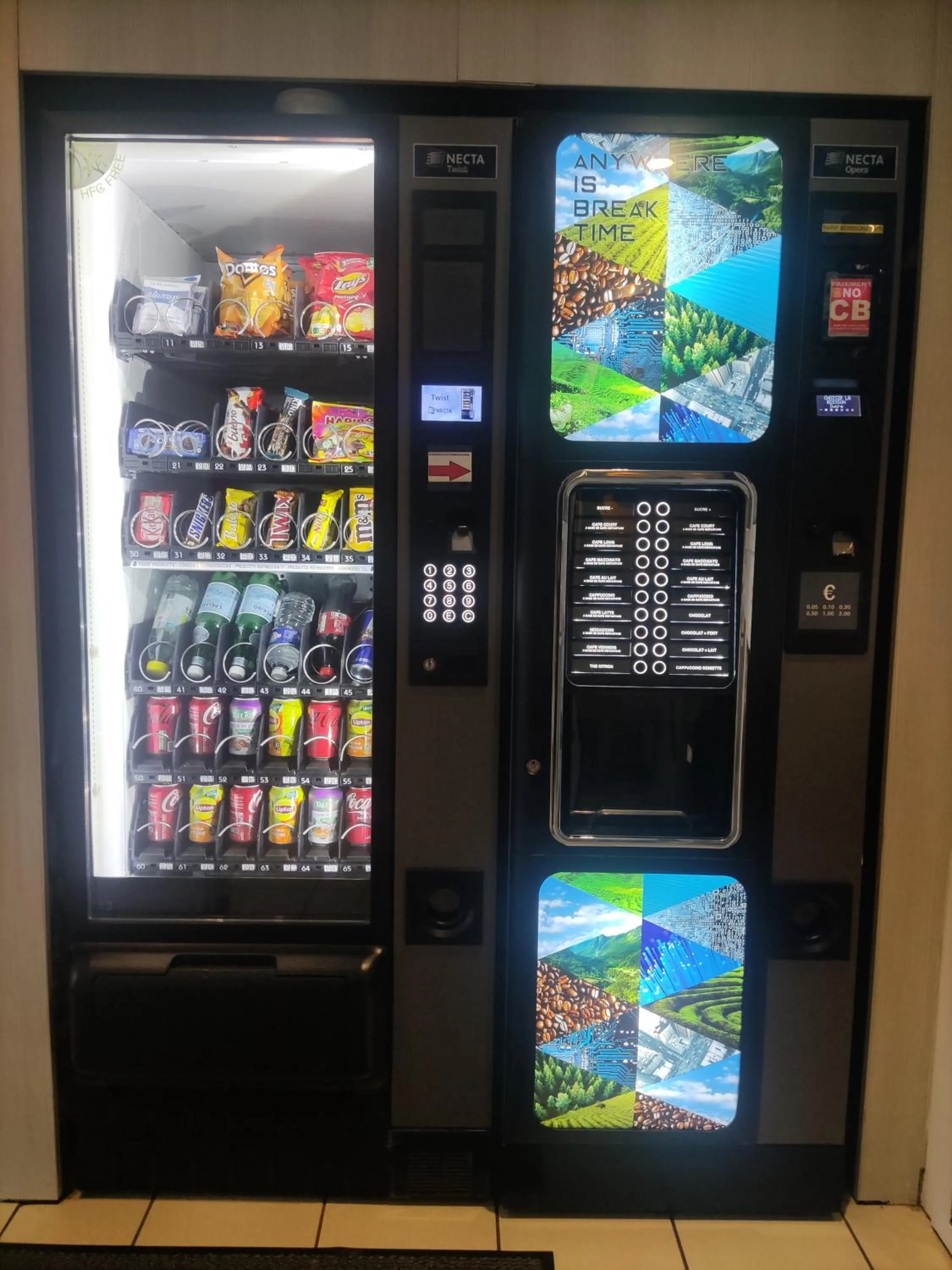 Restaurant/places to eat in Premiere Classe Vannes