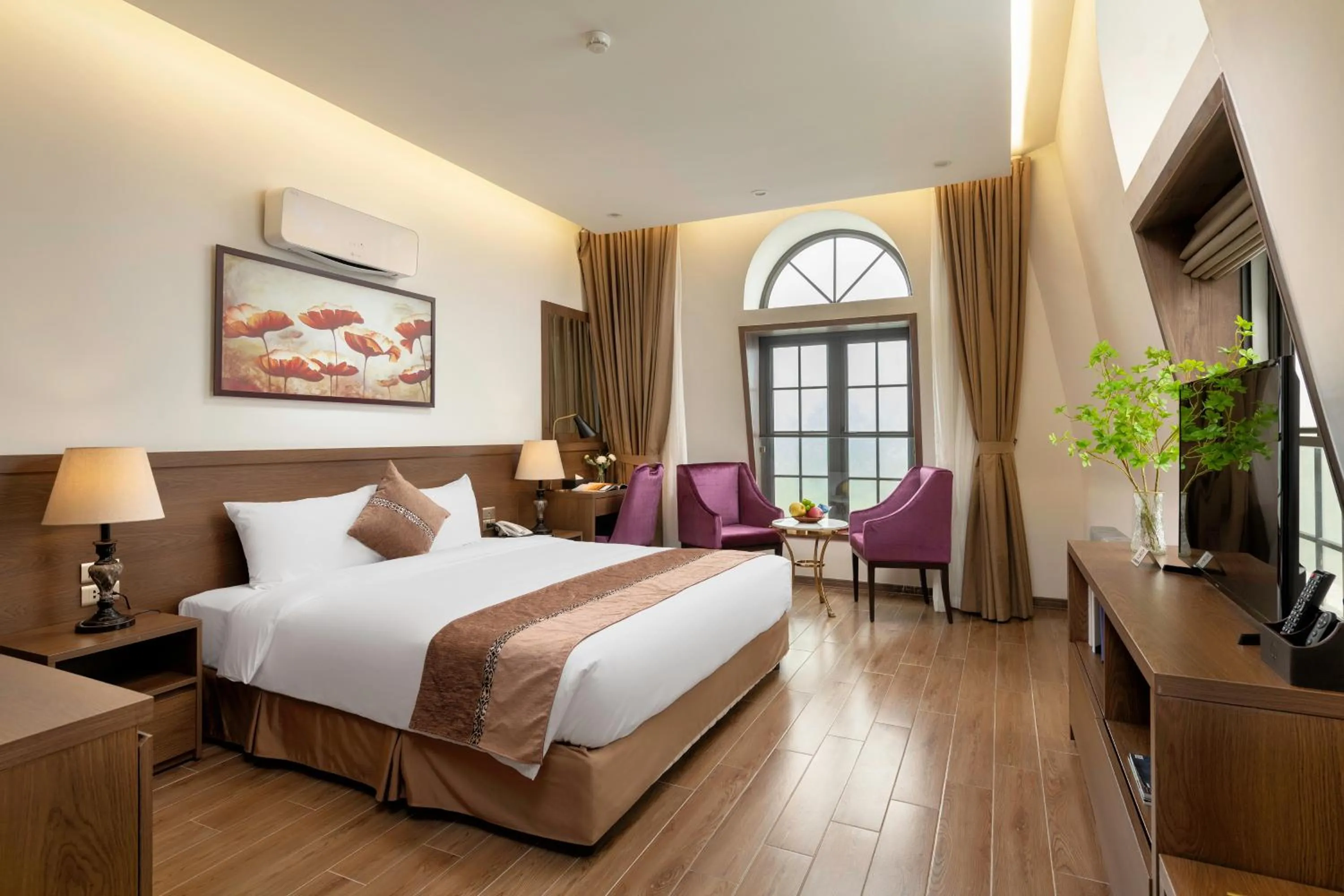 Bedroom, Bed in Heaven Gate O Quy Ho Hotel Sapa