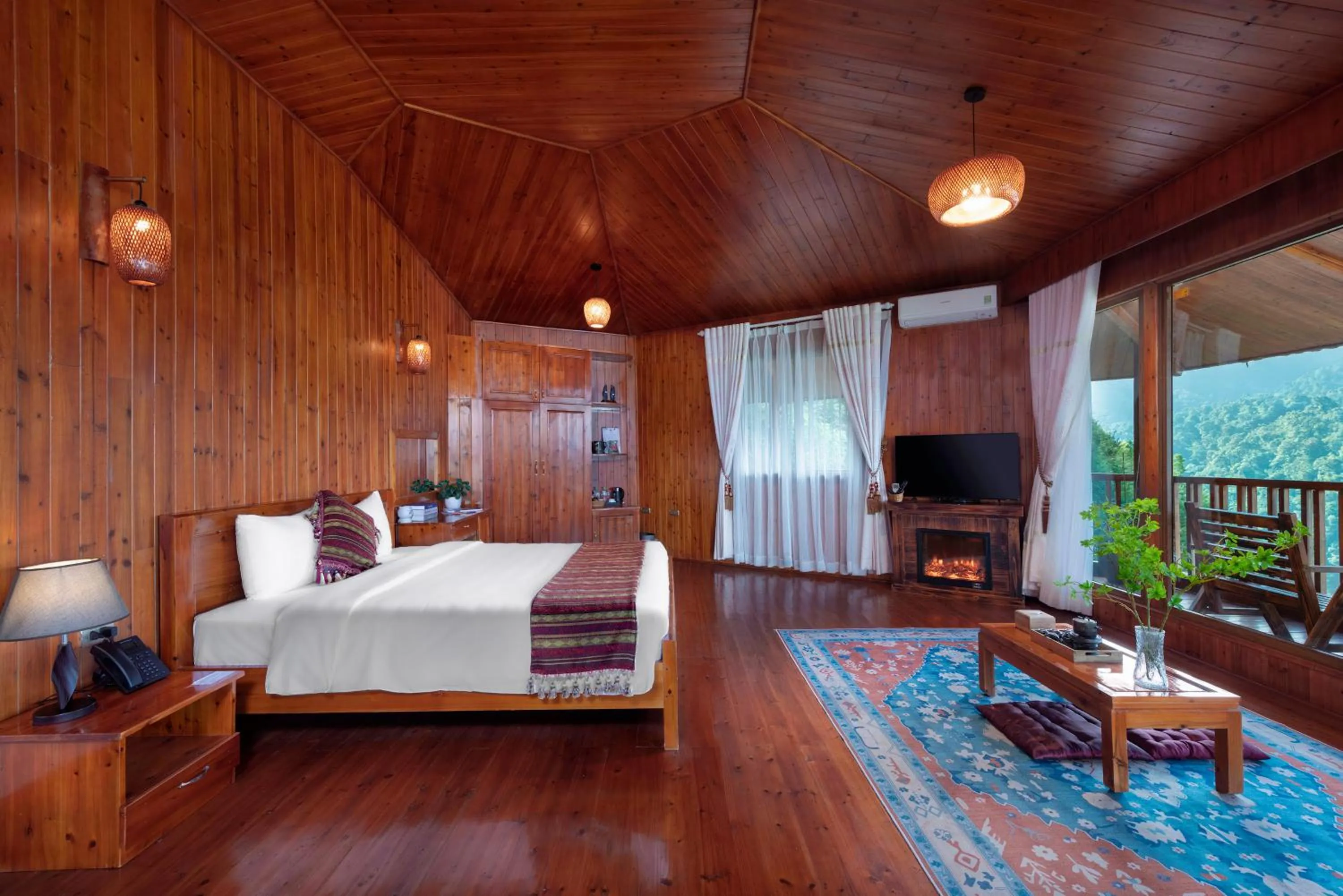 Bed in Heaven Gate O Quy Ho Hotel Sapa