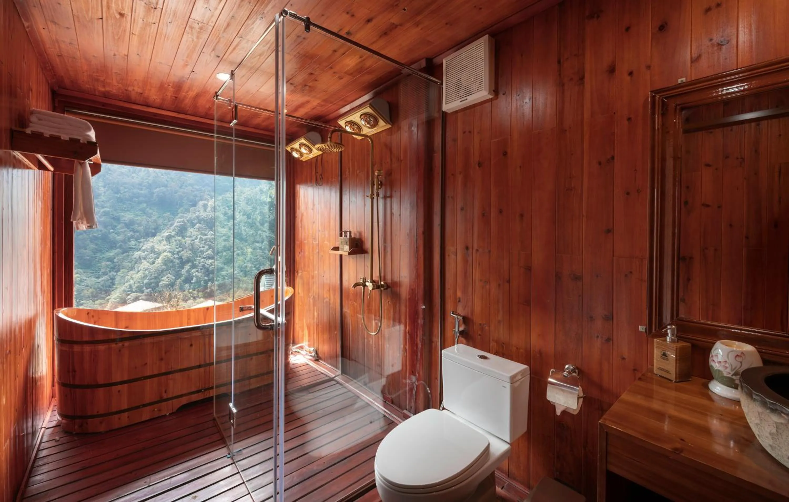 Natural landscape in Heaven Gate O Quy Ho Hotel Sapa