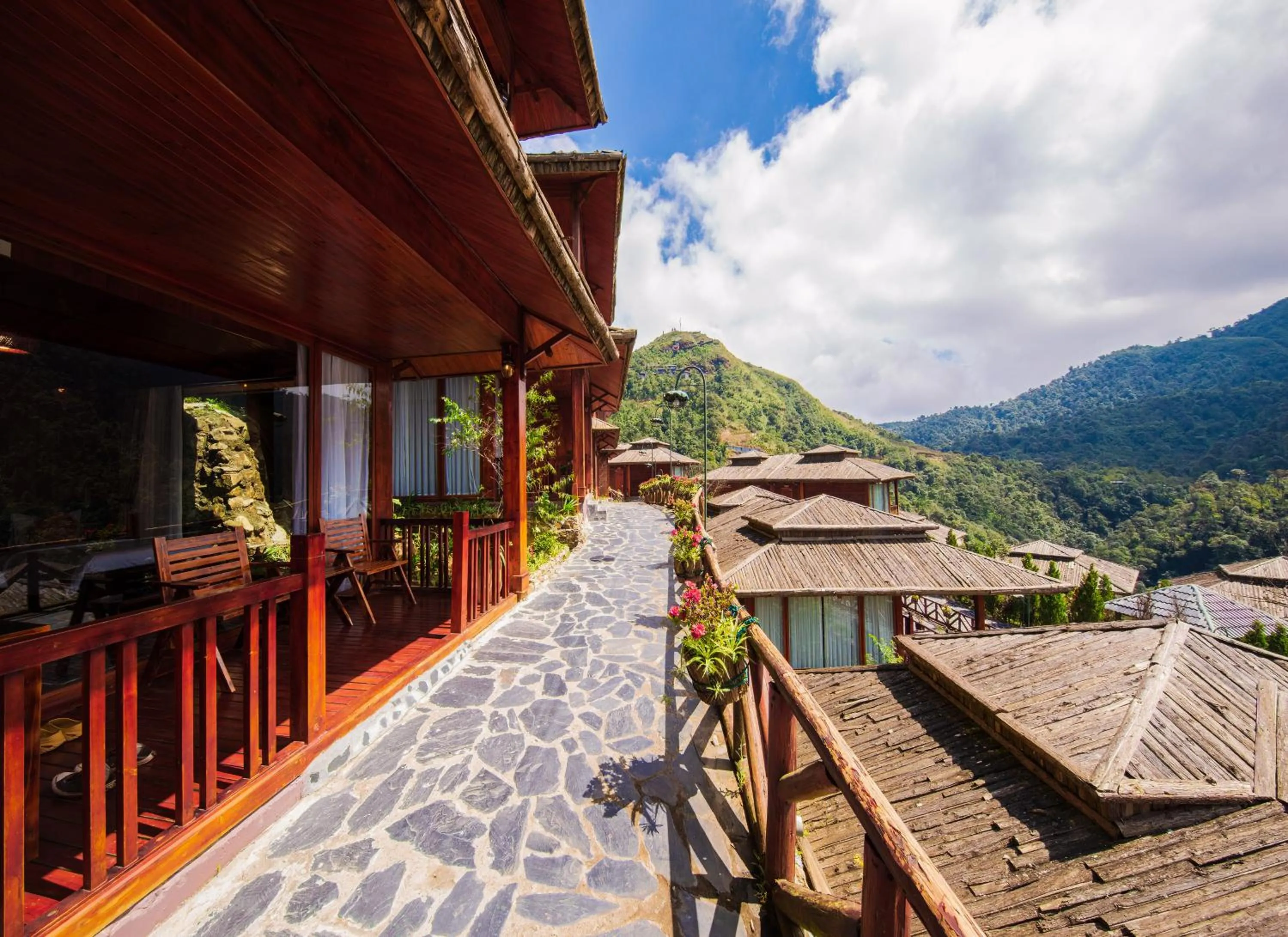 Property building in Heaven Gate O Quy Ho Hotel Sapa