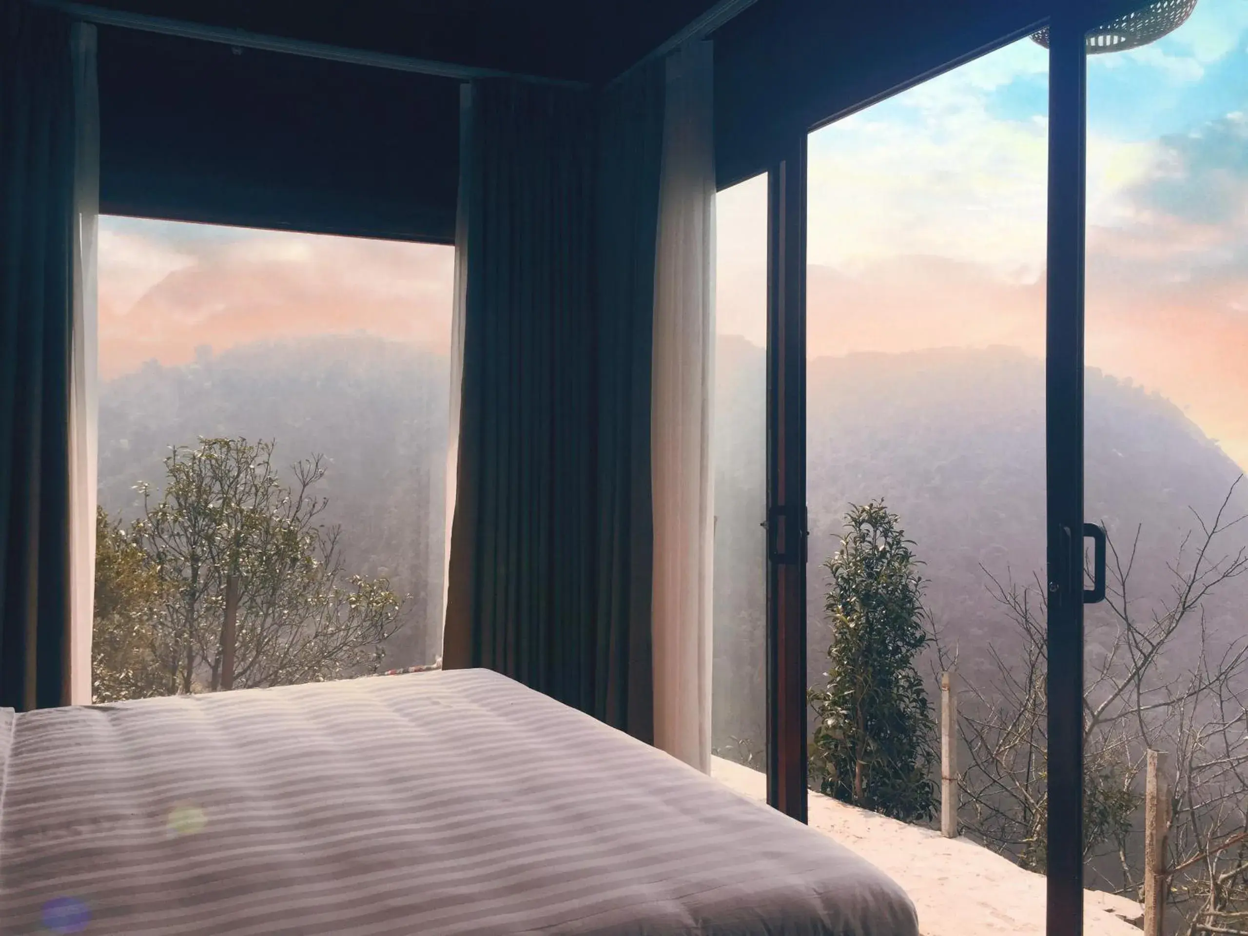 Bed in Heaven Gate O Quy Ho Hotel Sapa Bed in Heaven Gate O Quy Ho Hotel Sapa