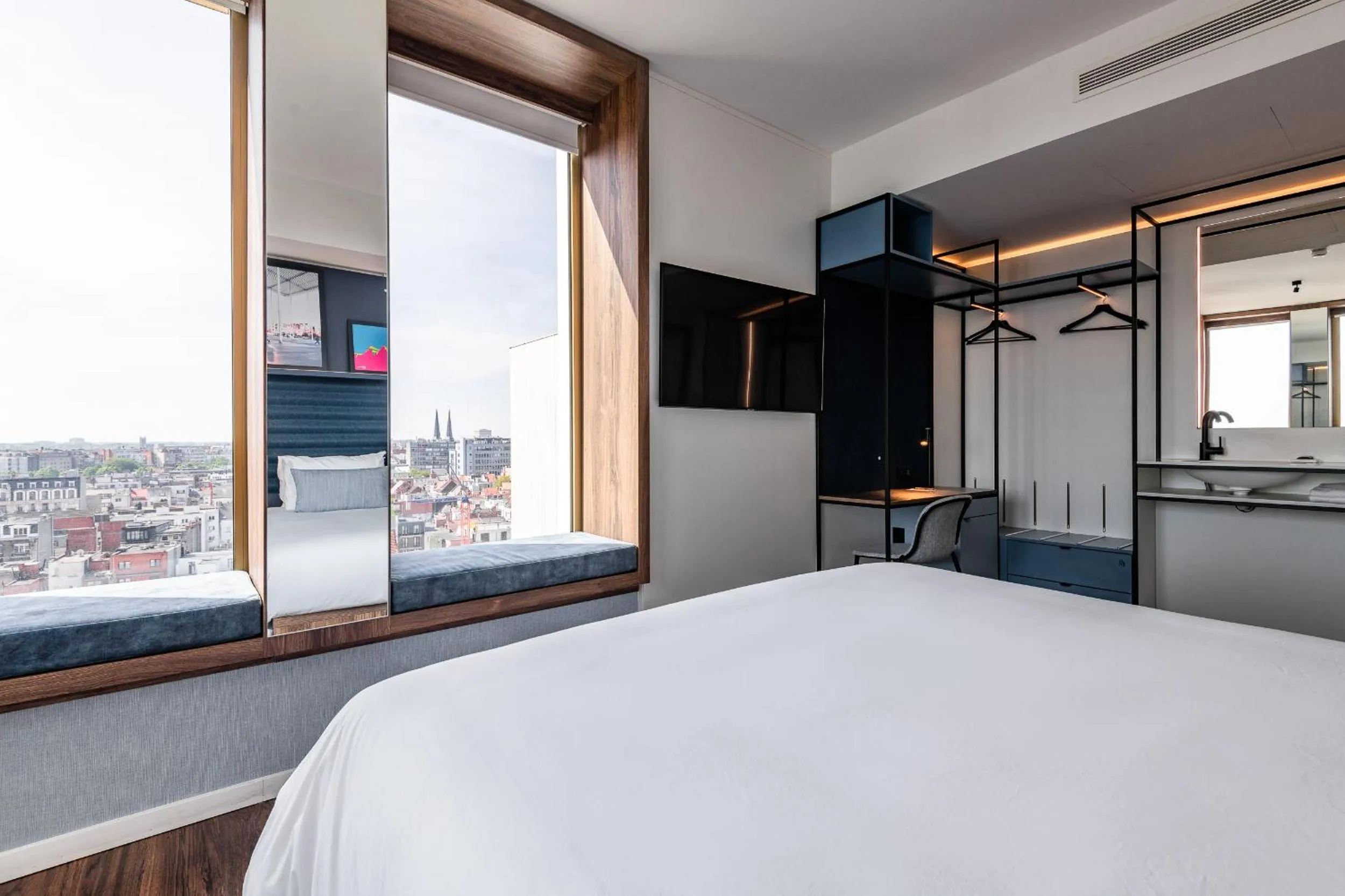 TV and multimedia, Bed in A-STAY Antwerp